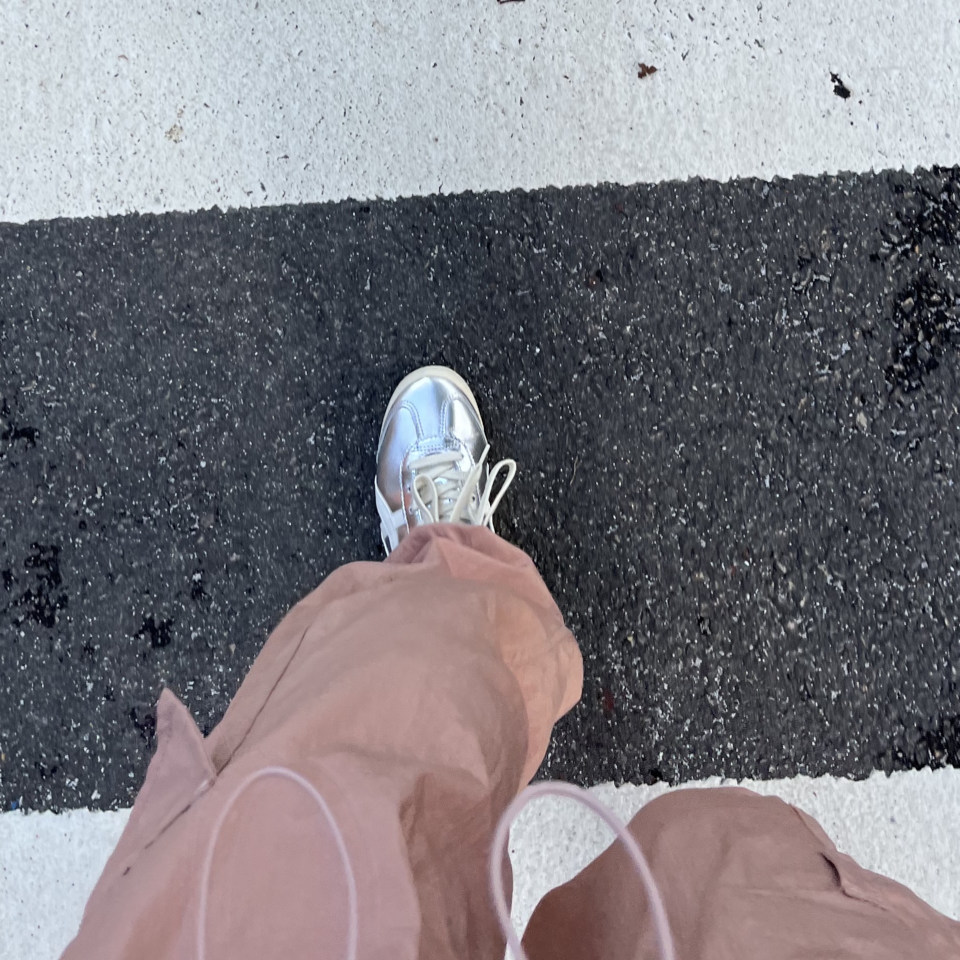 Onitsuka Tiger Mexico 66 White Silver 착용 스타일 - 2
