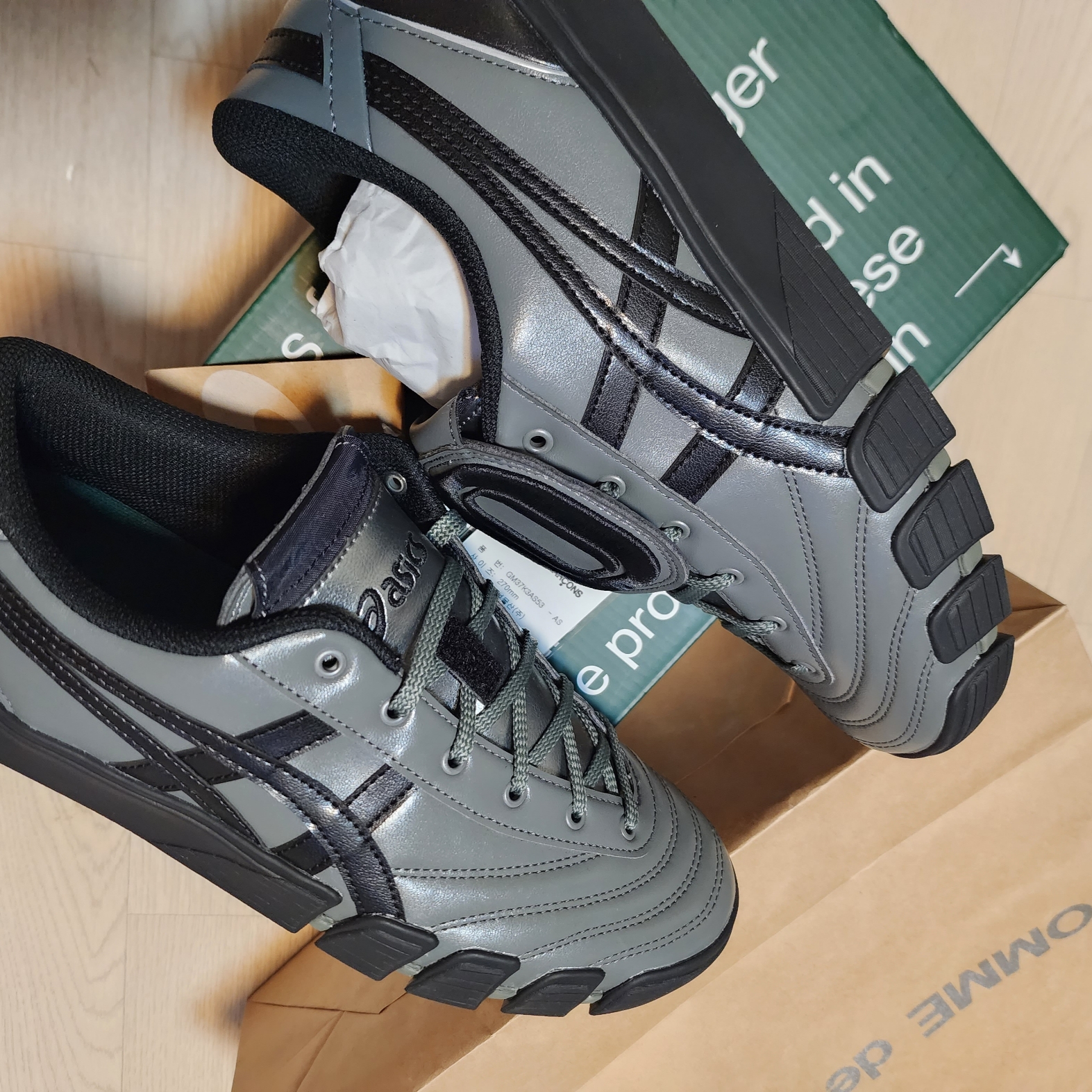 Asics x Otto 958 Gel-Flexkee 958 Gunmetal Black 착용 스타일 - 4