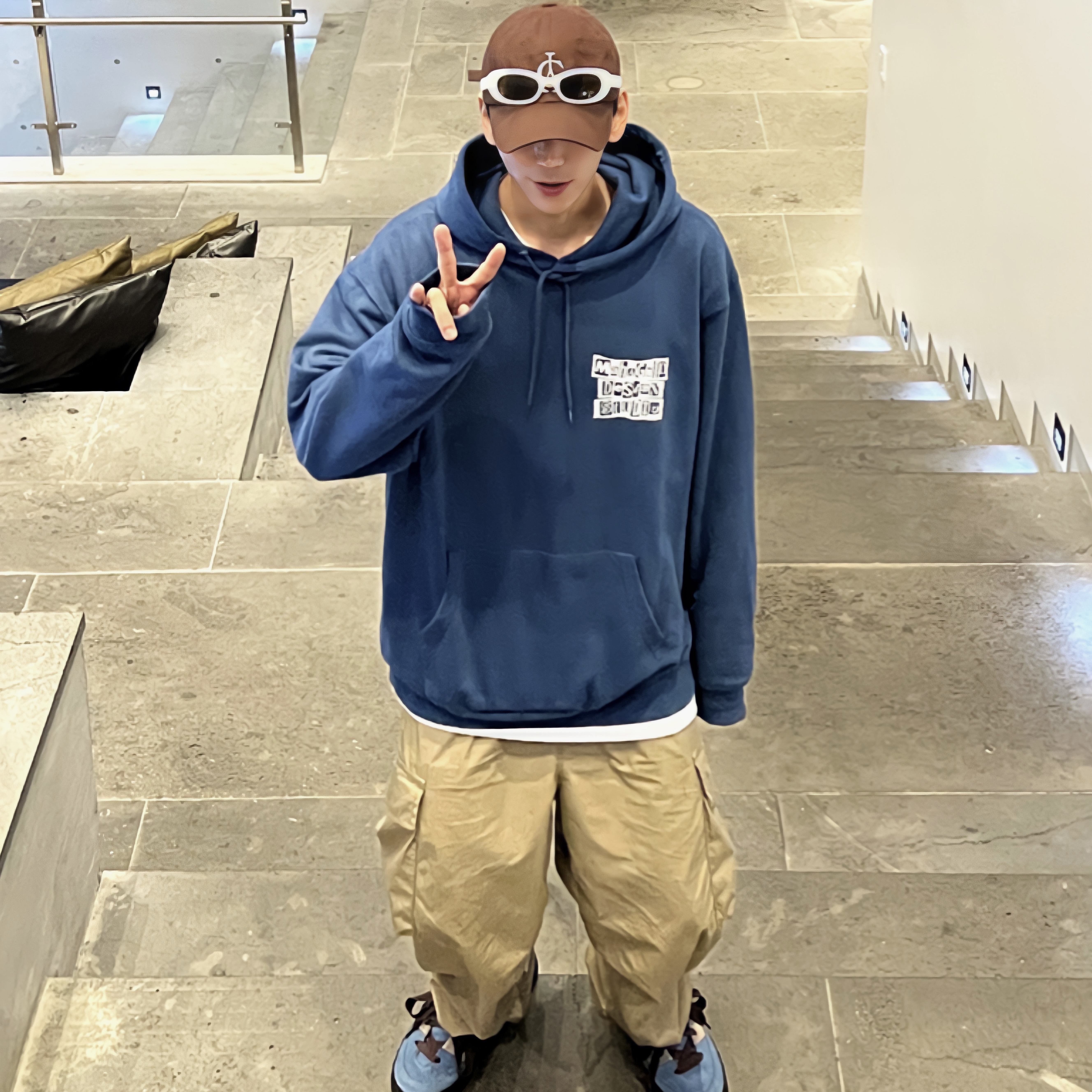 Adidas Adimatic Phantone, Gentle Monster x Maison Margiela MM004 White Black 착용 스타일 - 4