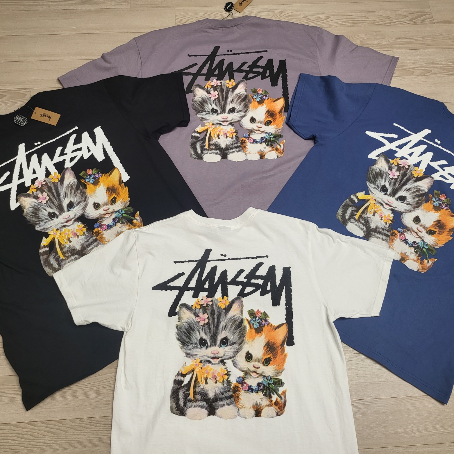 Stussy Kittens T-Shirt Black 착용 스타일 - 3