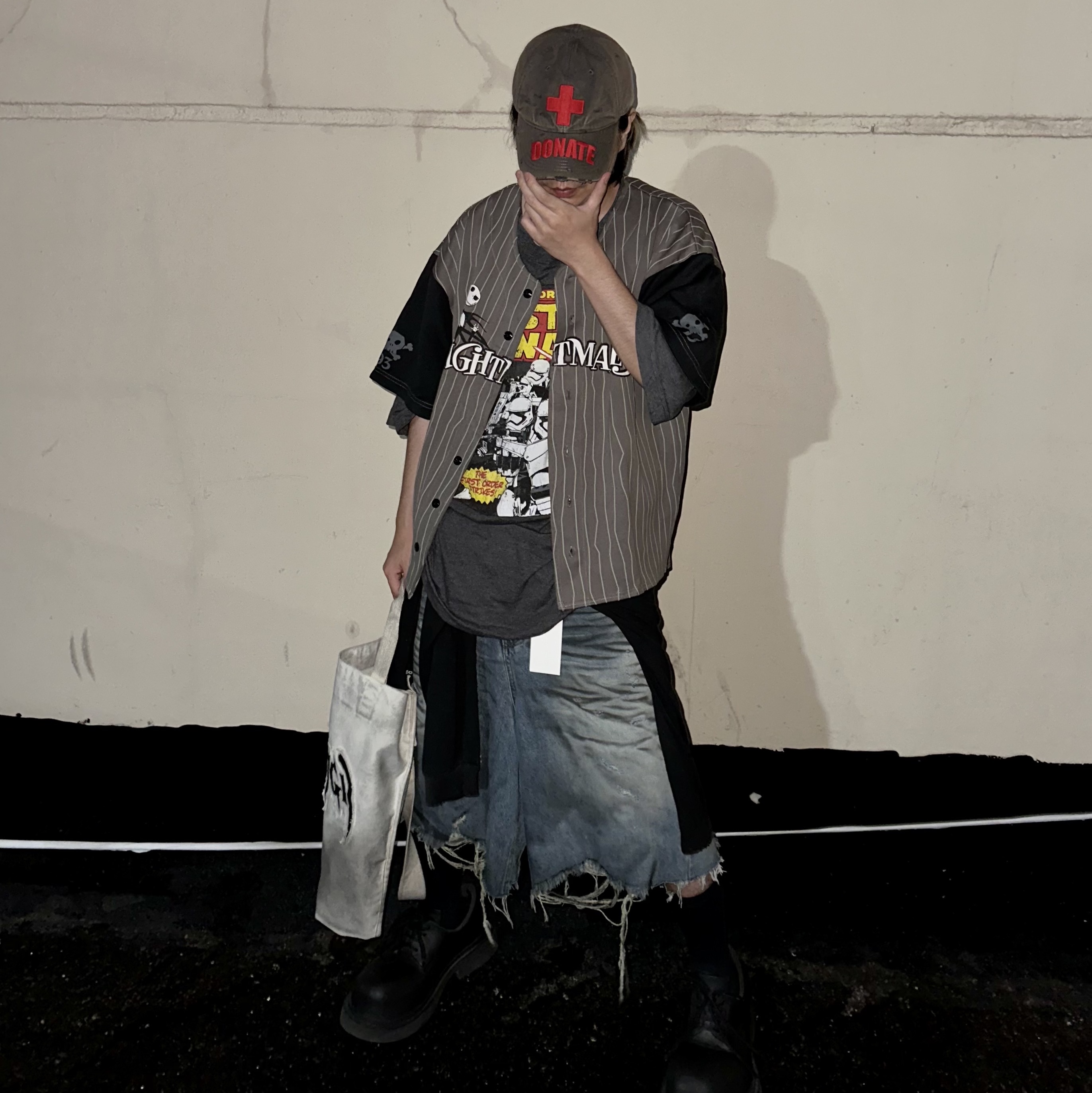 Project G/R Red Cross Donate Cap Washed Brown, Project G/R Furious Logo Applique Shopper Bag Grey - 10 Corso Como Exclusive 착용 스타일 - 1