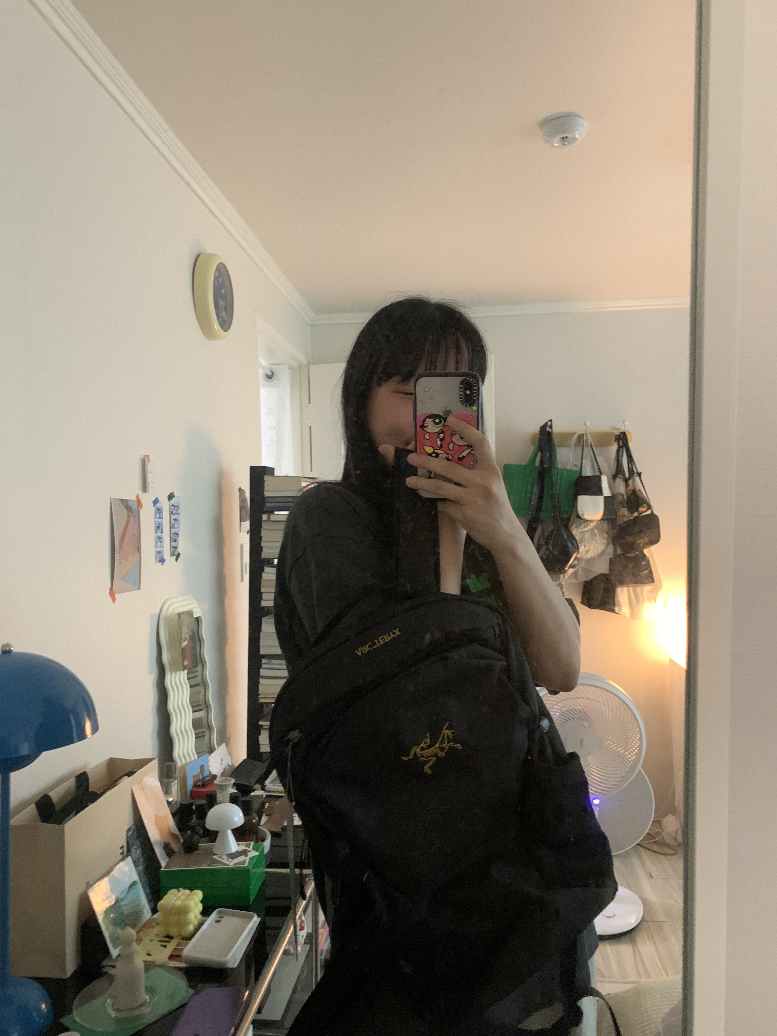 Arc'teryx Mantis 16 Backpack Black 착용 스타일