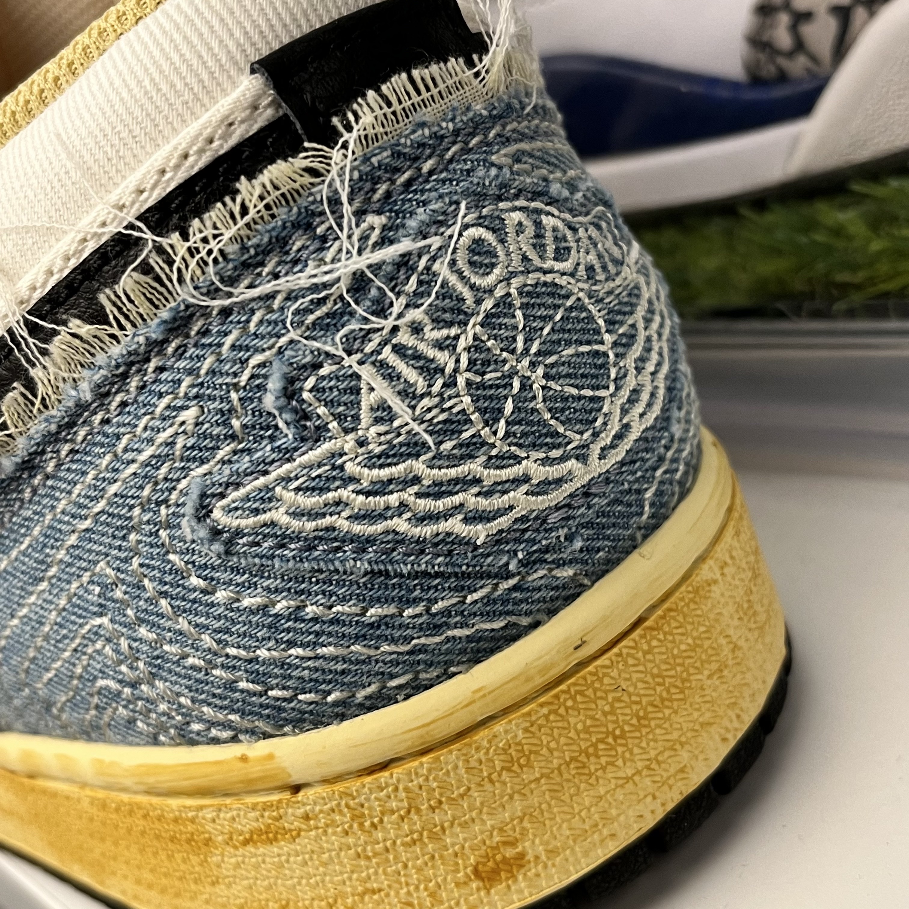 Jordan 1 Low World Make Japan 착용 스타일 - 2