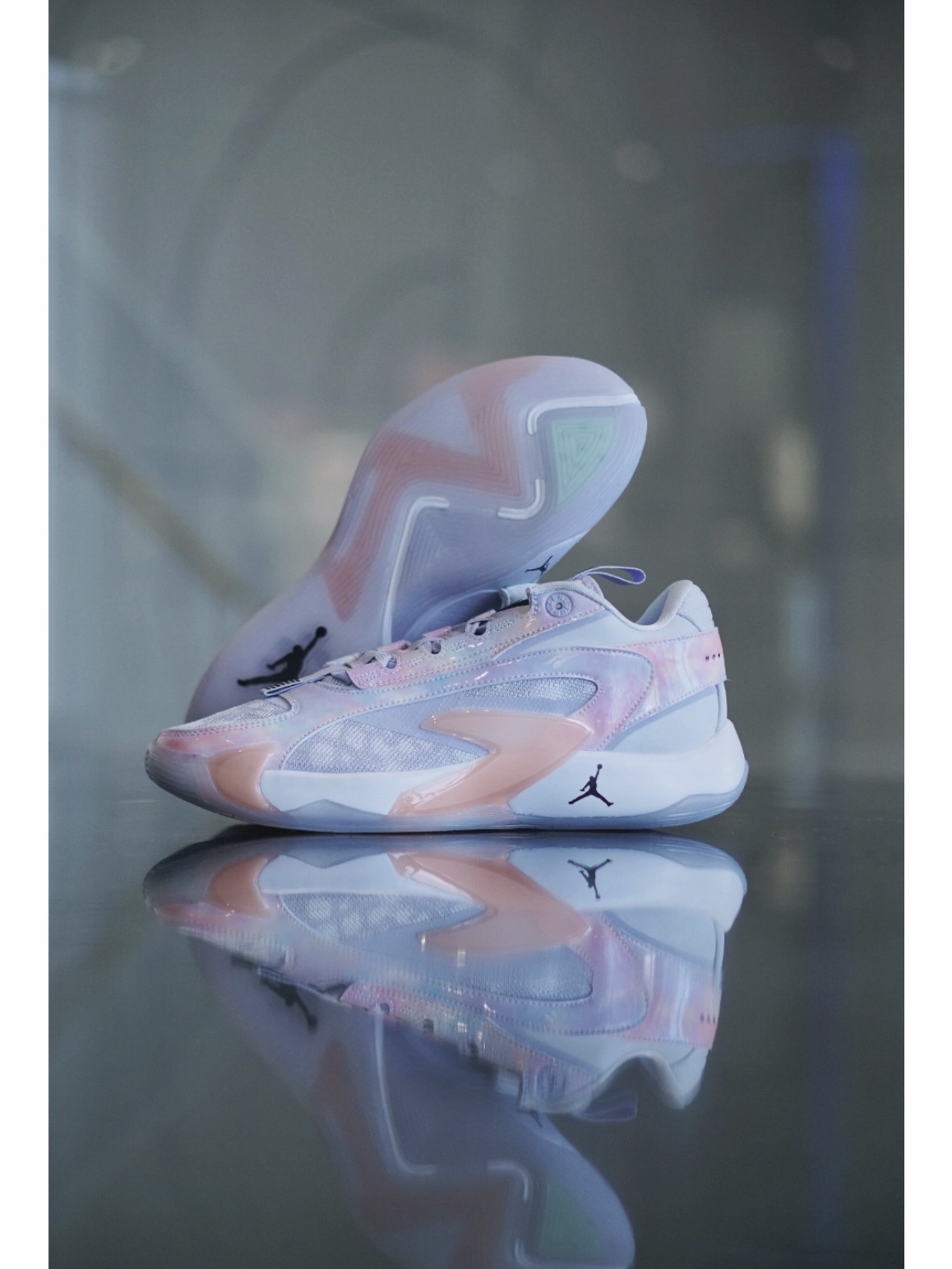 Jordan Luka 2 PF Football Grey Oxygen Purple 착용 스타일 - 2