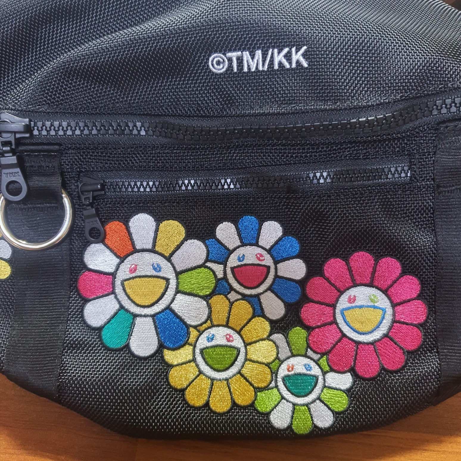 New Era x Murakami Takashi Flower Waist Bag Black 착용 스타일