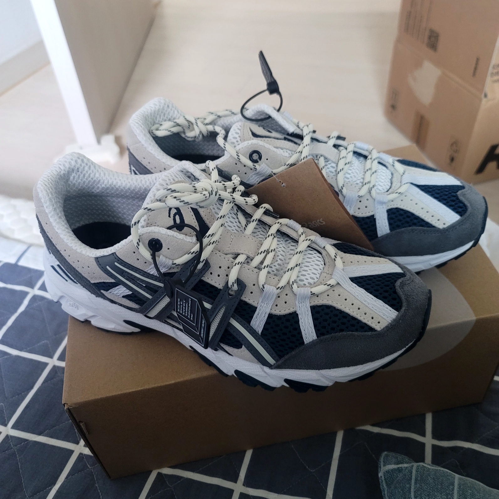 Asics Gel-Sonoma 15-50 French Blue 착용 스타일
