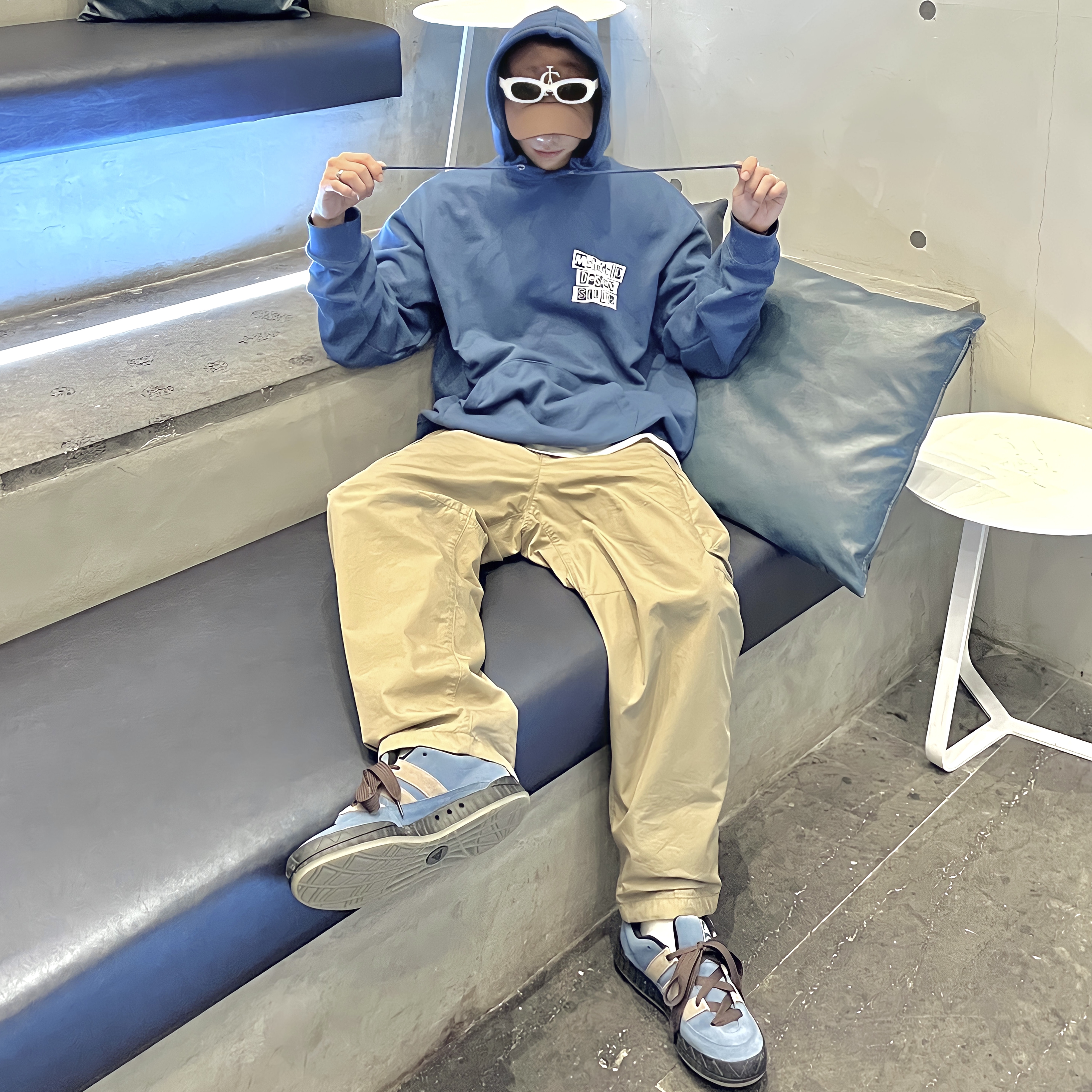 Adidas Adimatic Phantone, Gentle Monster x Maison Margiela MM004 White Black 착용 스타일 - 5