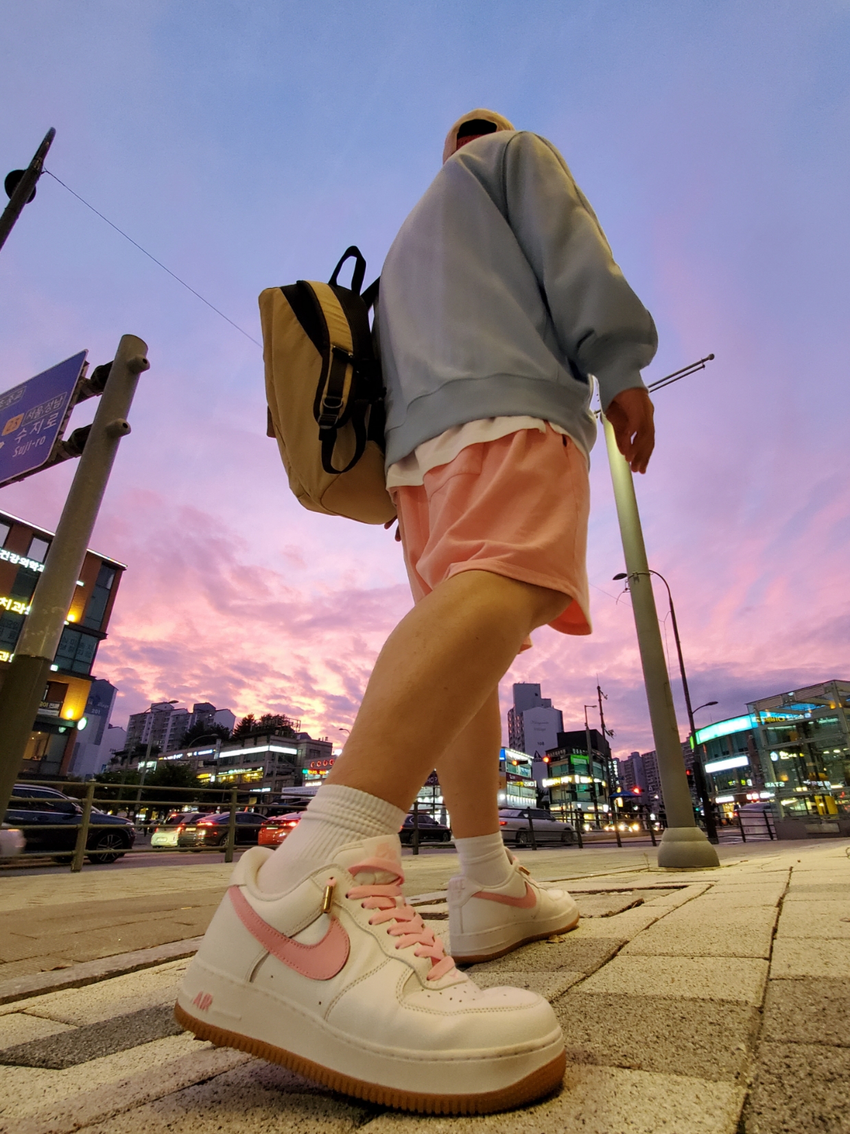 Nike Air Force 1 Low Retro Color of the Month White Pink 착용 스타일