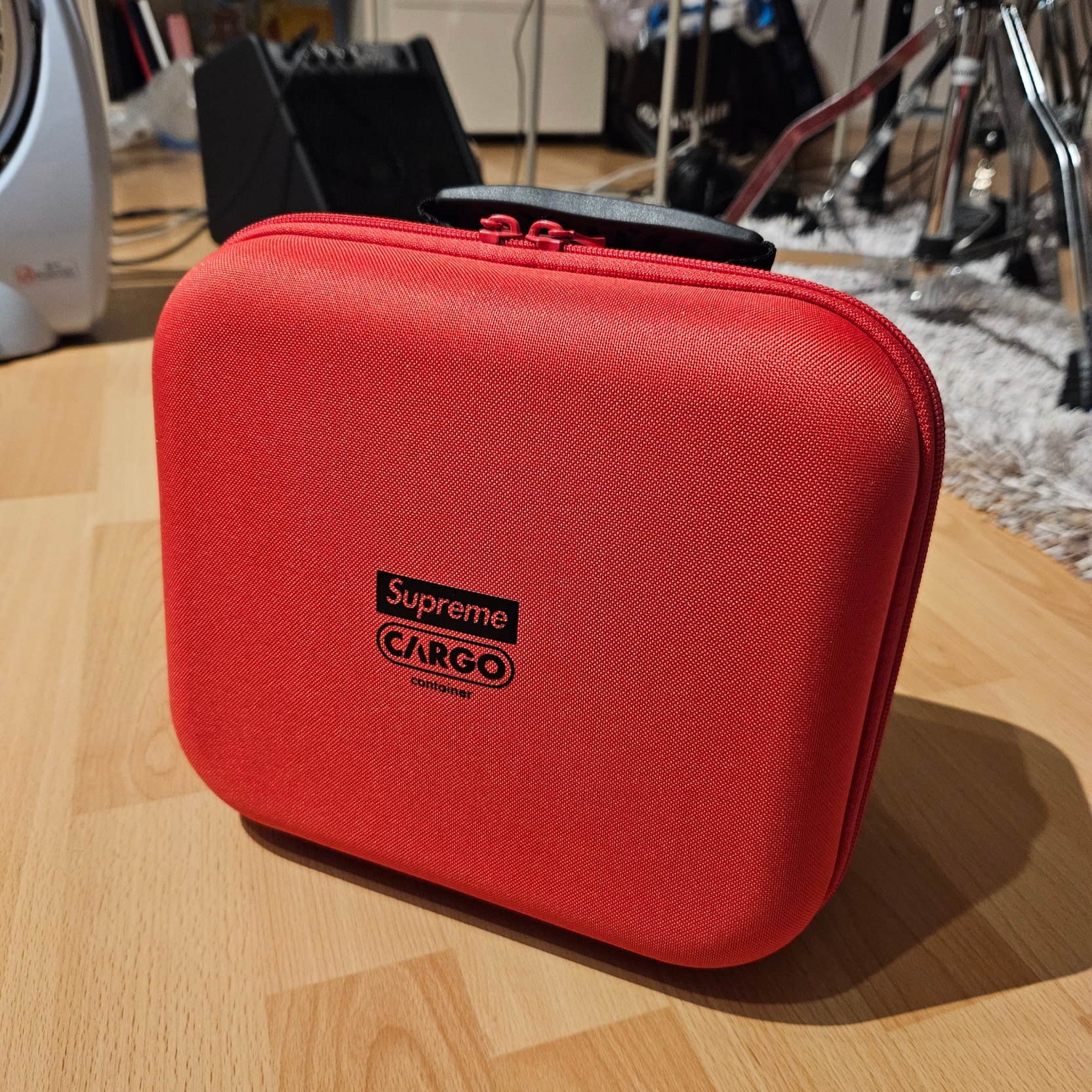 Supreme x Cargo Container Electric Fan Red - 23FW 착용 스타일 - 2