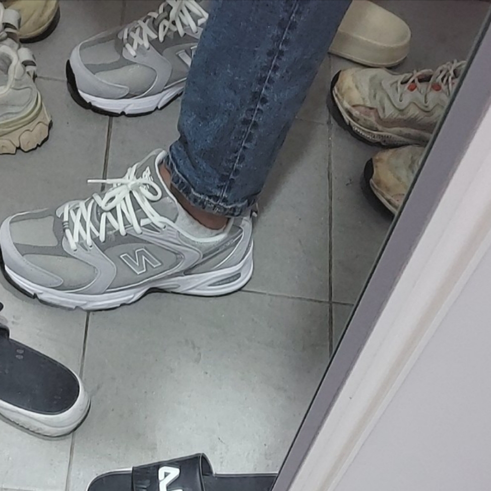 New Balance 530 Summer Fog Marblehead 착용 스타일 - 3