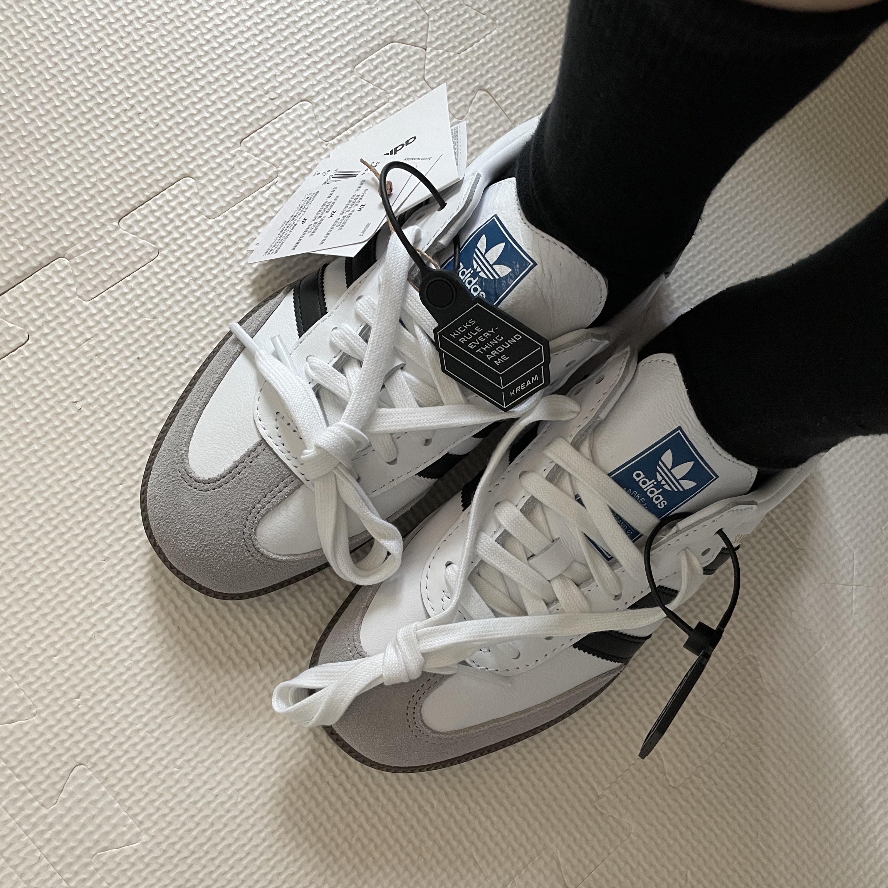 Adidas Samba OG Cloud White 착용 스타일