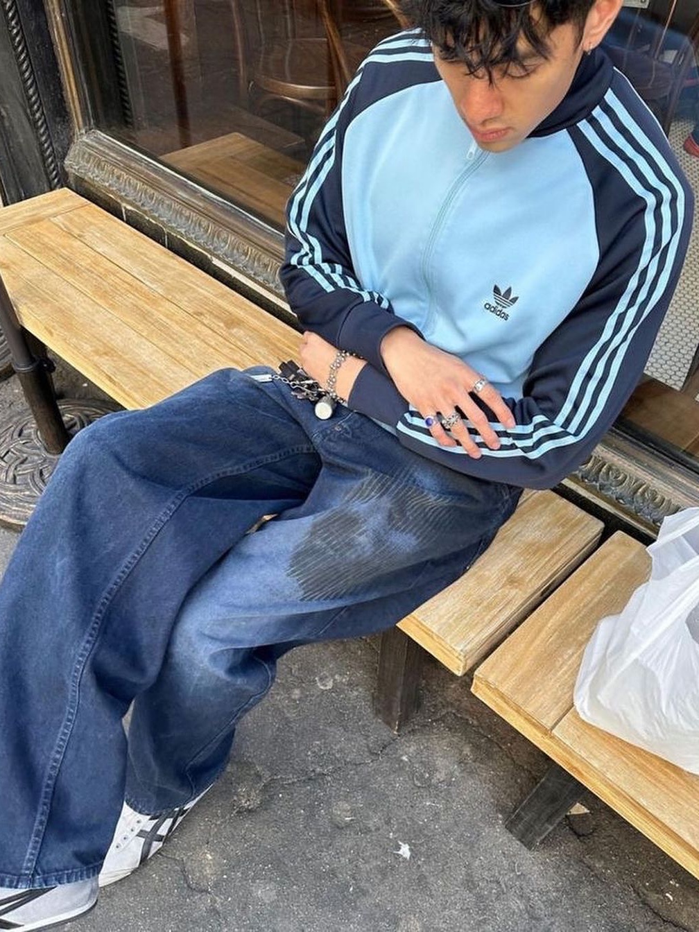 Adidas Beckenbauer Track Top Ambient Sky - KR Sizing, Adidas Superstar Track Top PB Black - KR Sizing 착용 스타일 - 2