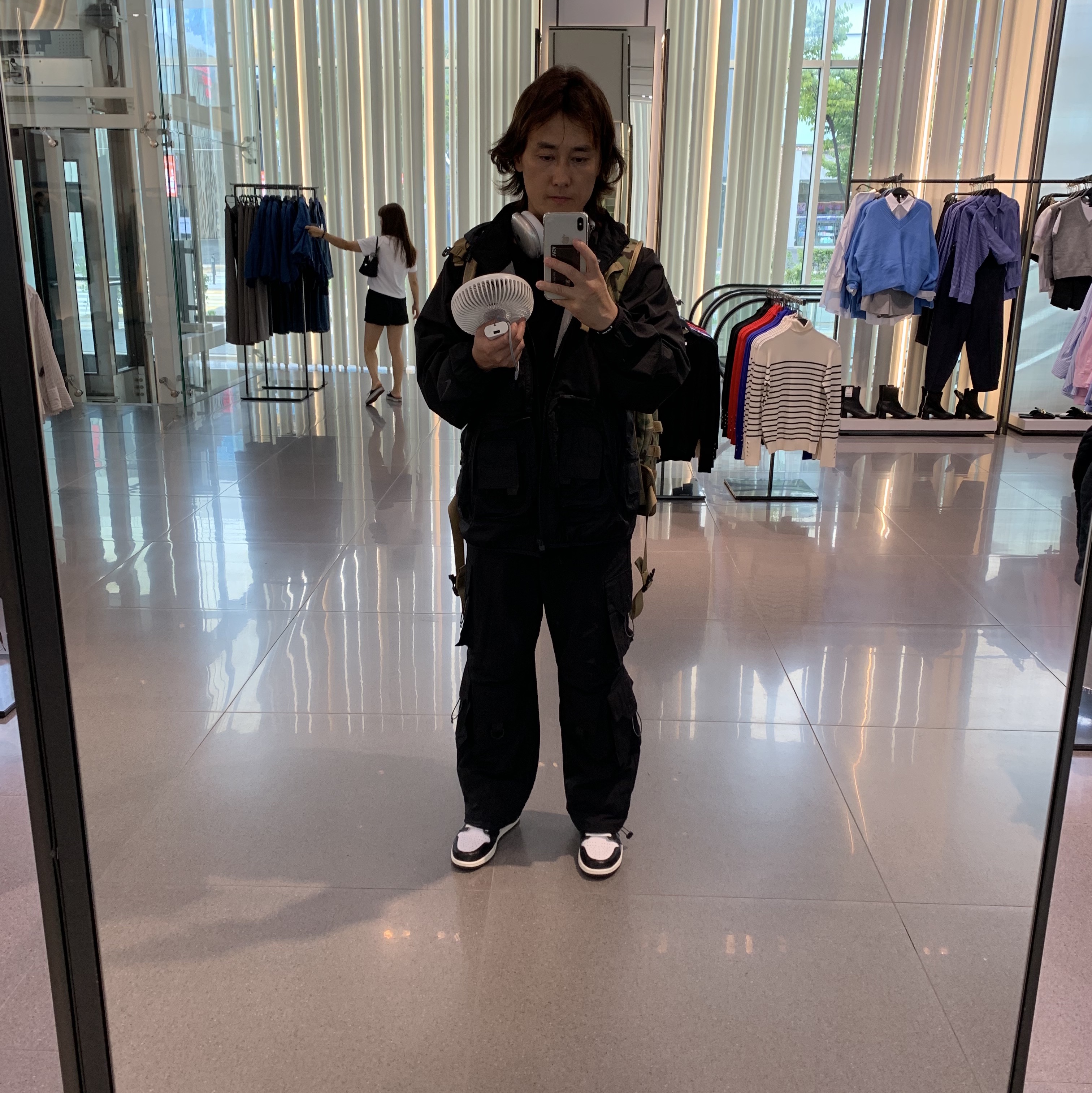 Nike x Drake Nocta NRG LR Track Jacket Black (DR2618-010) 착용 스타일