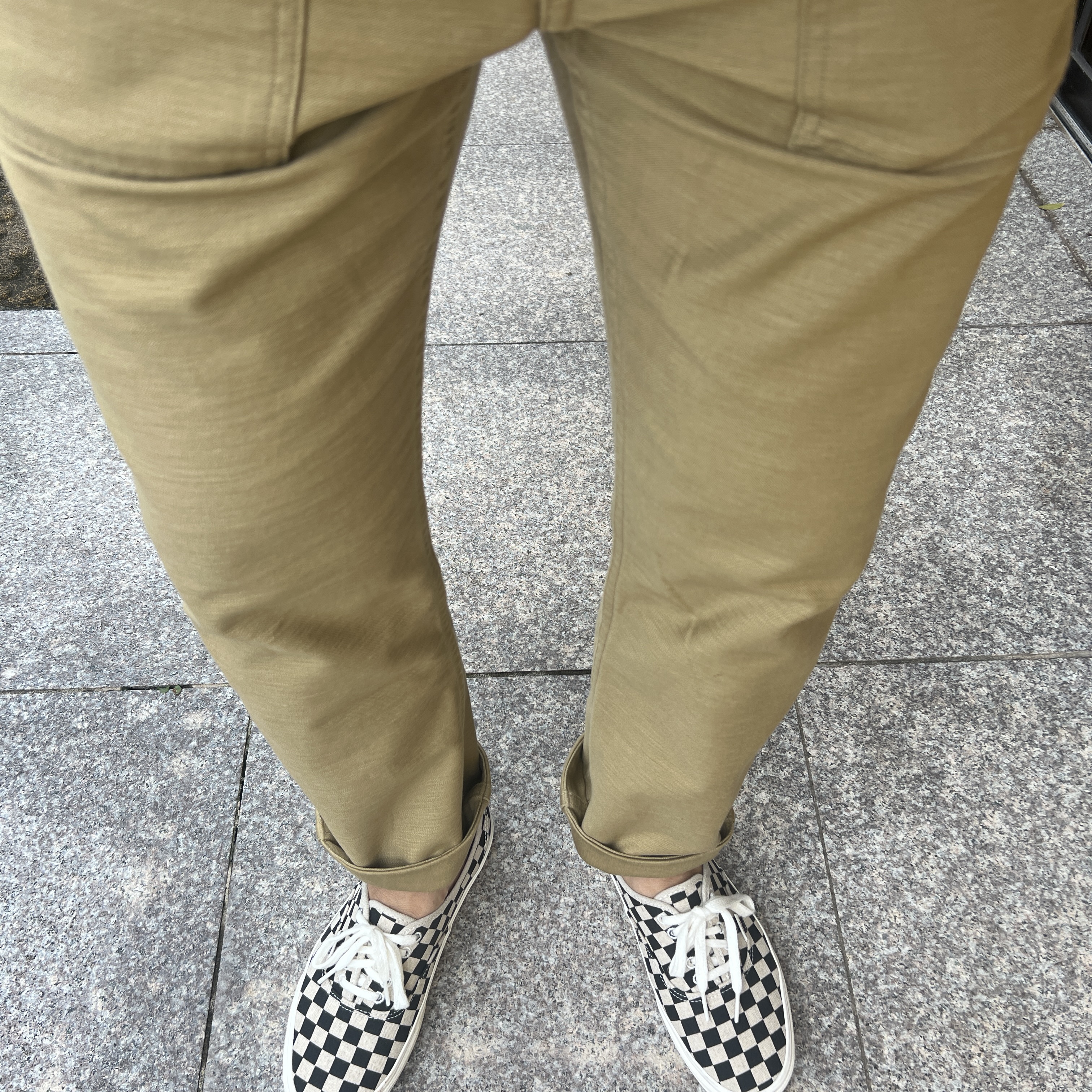 Vans Authentic Eco Theory Checkerboard Black 착용 스타일 - 1