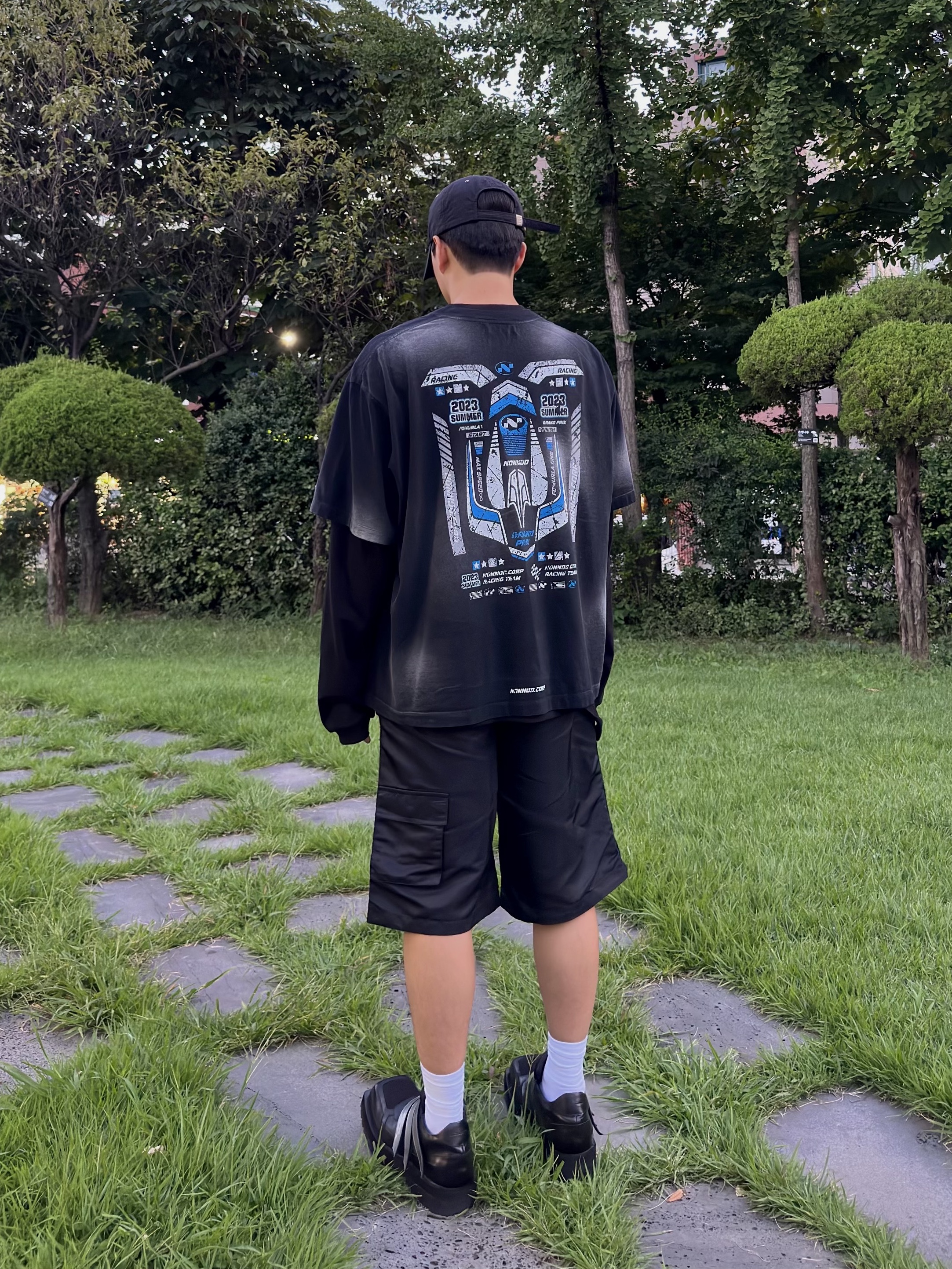 Nonnod Grandprix T-shirt Washed Black 착용 스타일 - 1