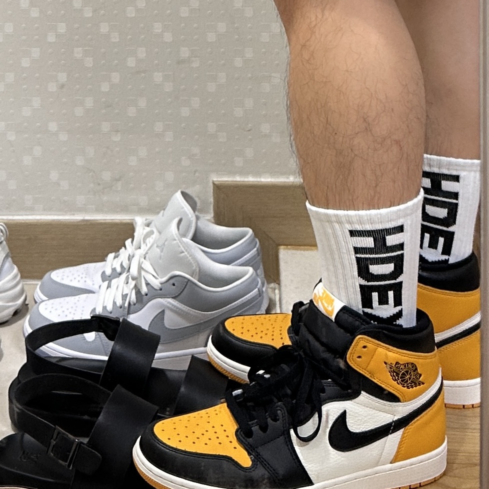 Jordan 1 Retro High OG Taxi 착용 스타일 - 1
