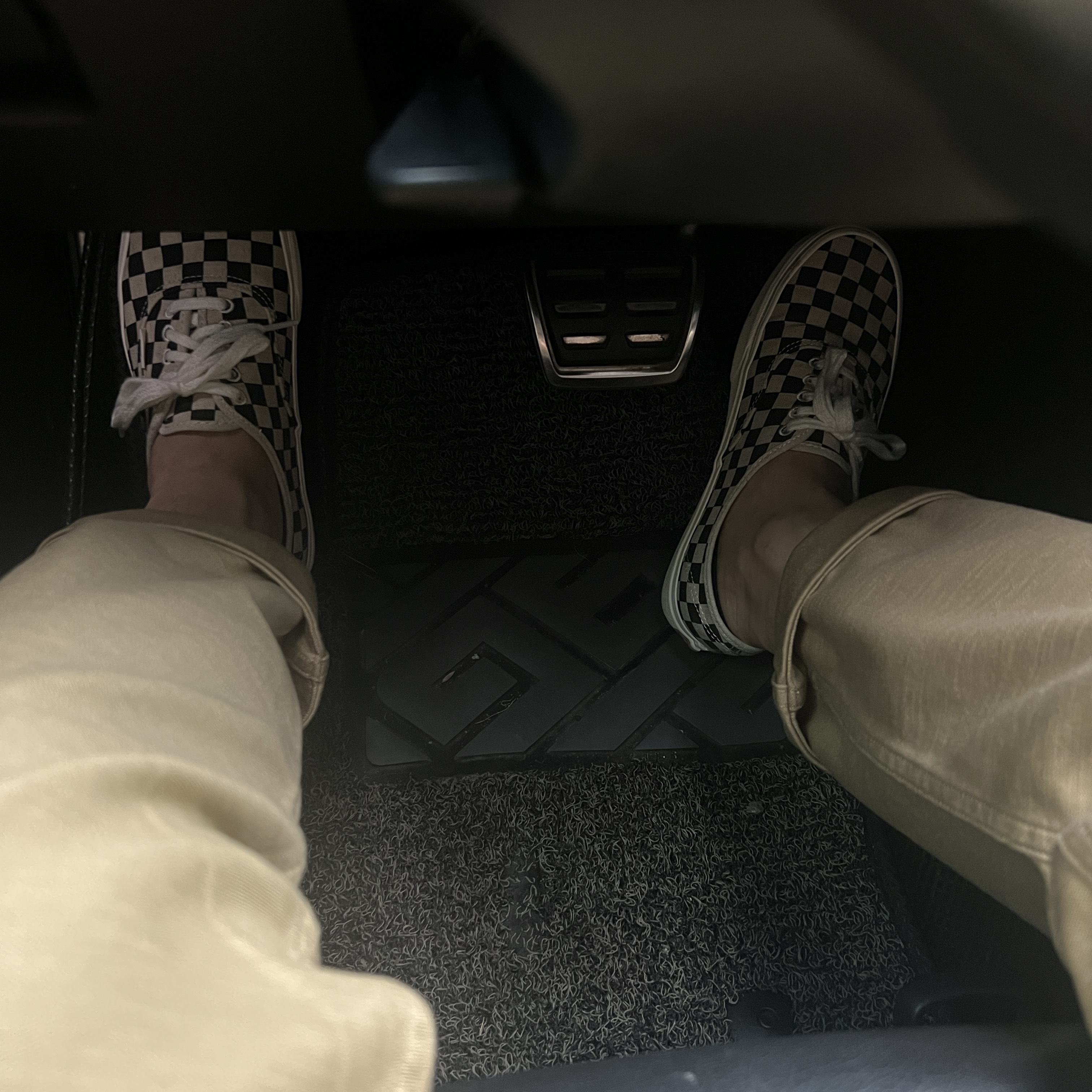 Vans Authentic Eco Theory Checkerboard Black 착용 스타일 - 2