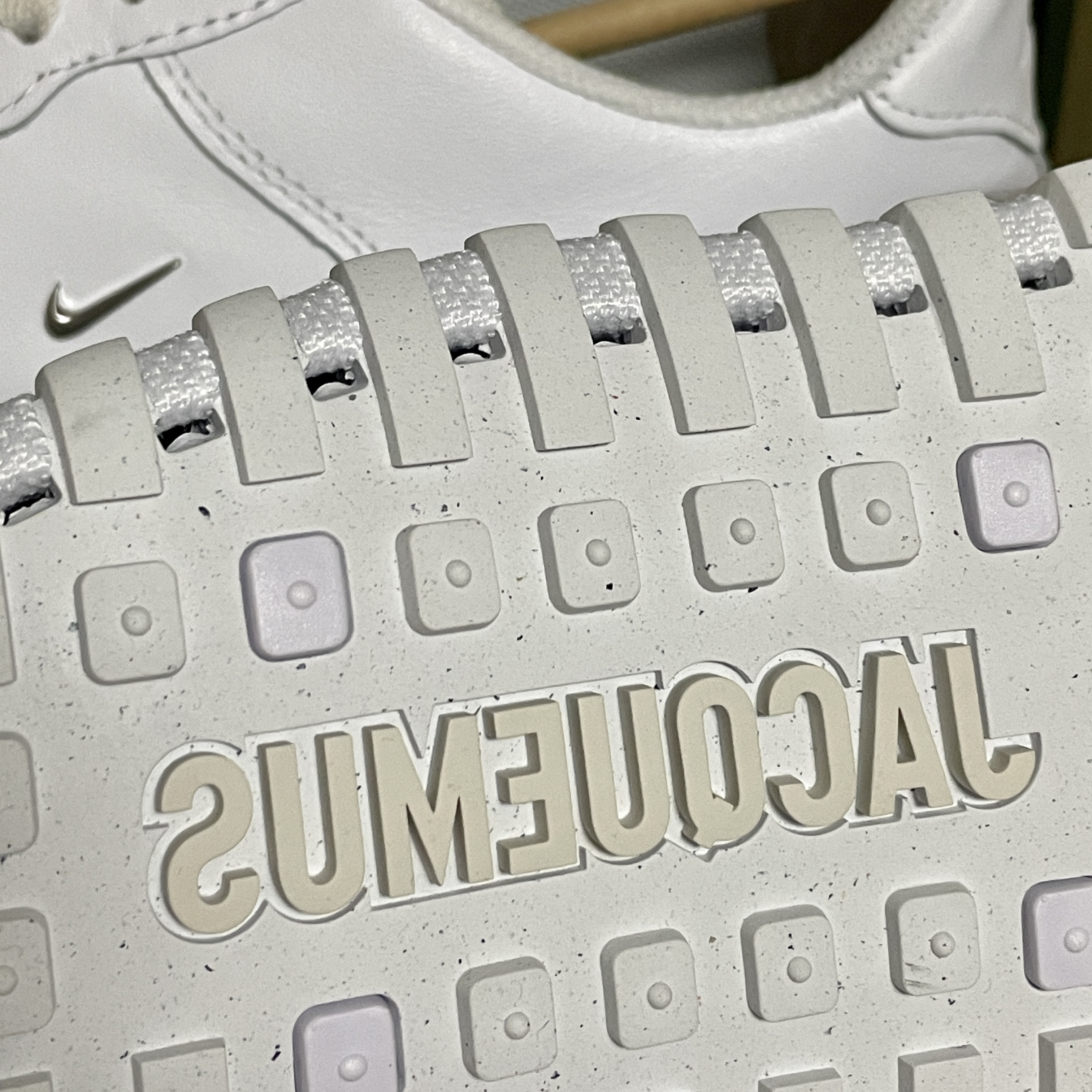 Nike x Jacquemus J Force 1 Low LX SP White 착용 스타일 - 4