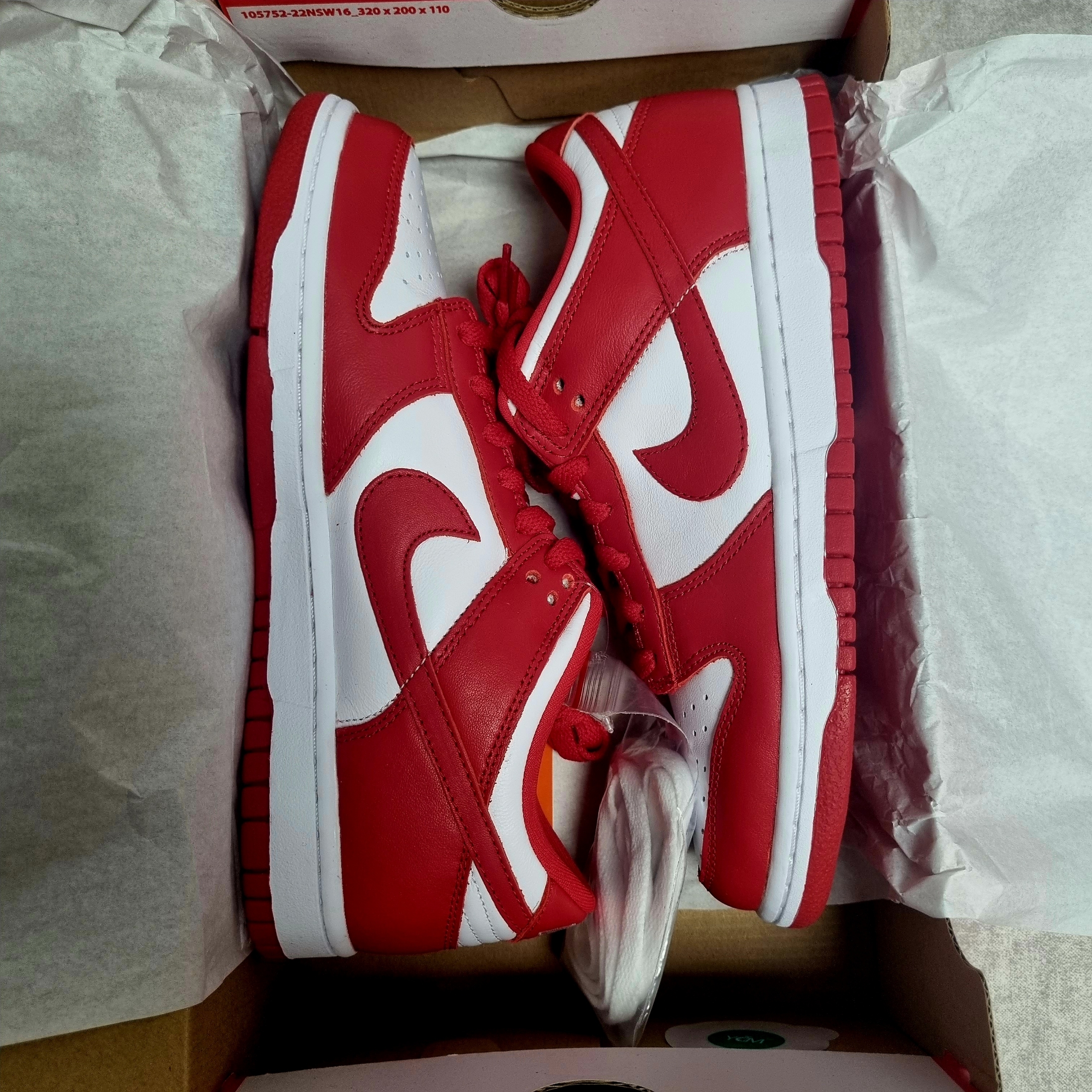 Nike Dunk Low SP White and University Red 2023 착용 스타일