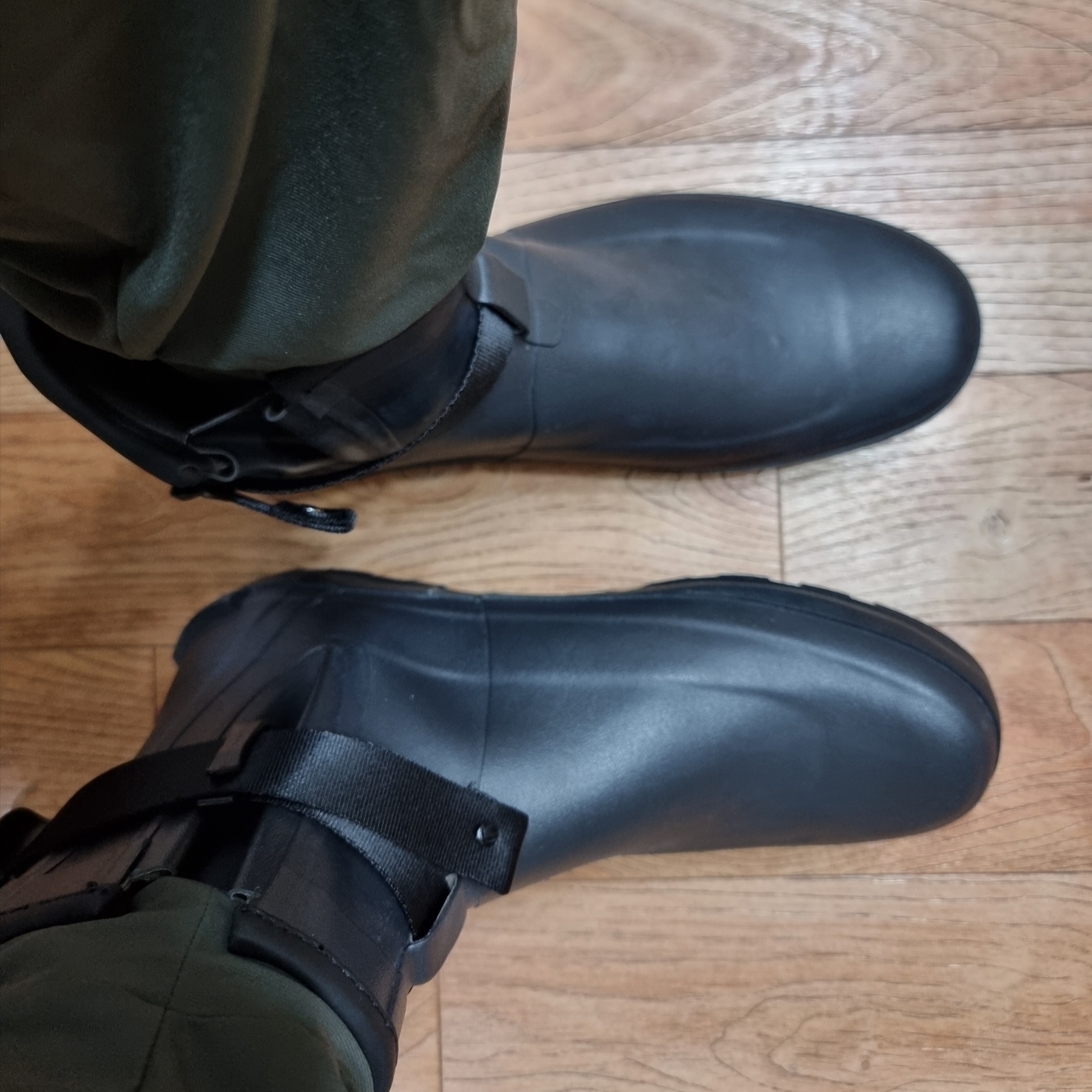 Moonstar 810s ET027 Marke Modi Charcoal 착용 스타일