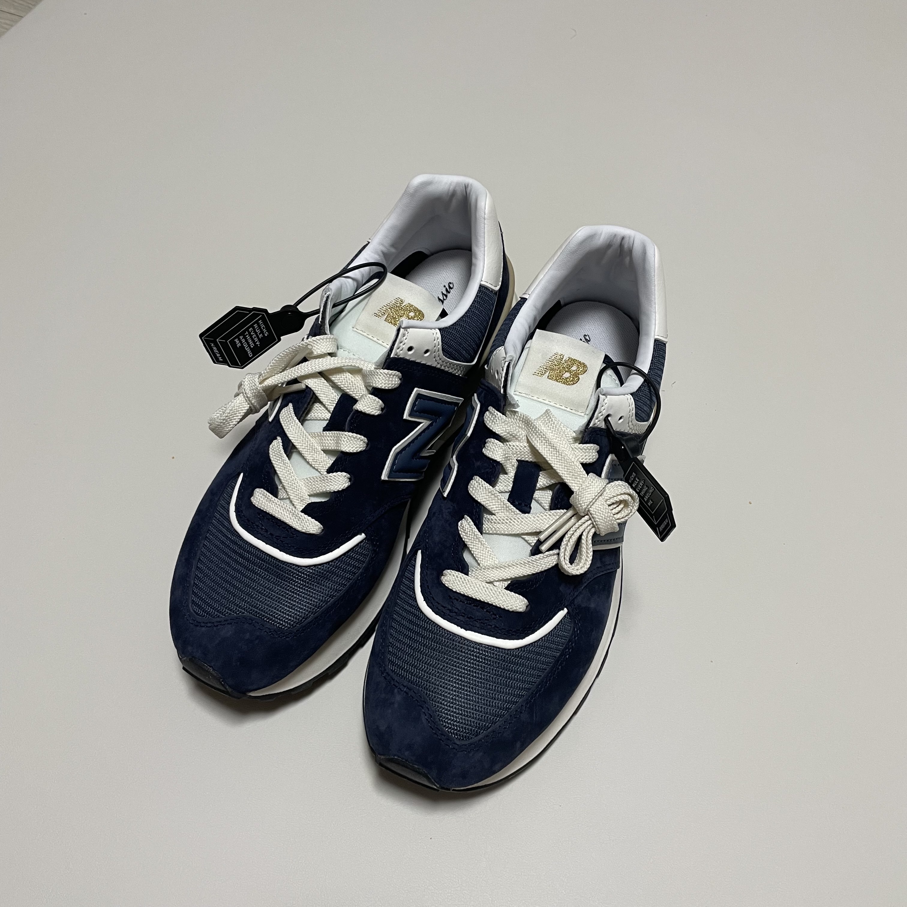 New Balance 574 Legacy Navy 착용 스타일 - 3