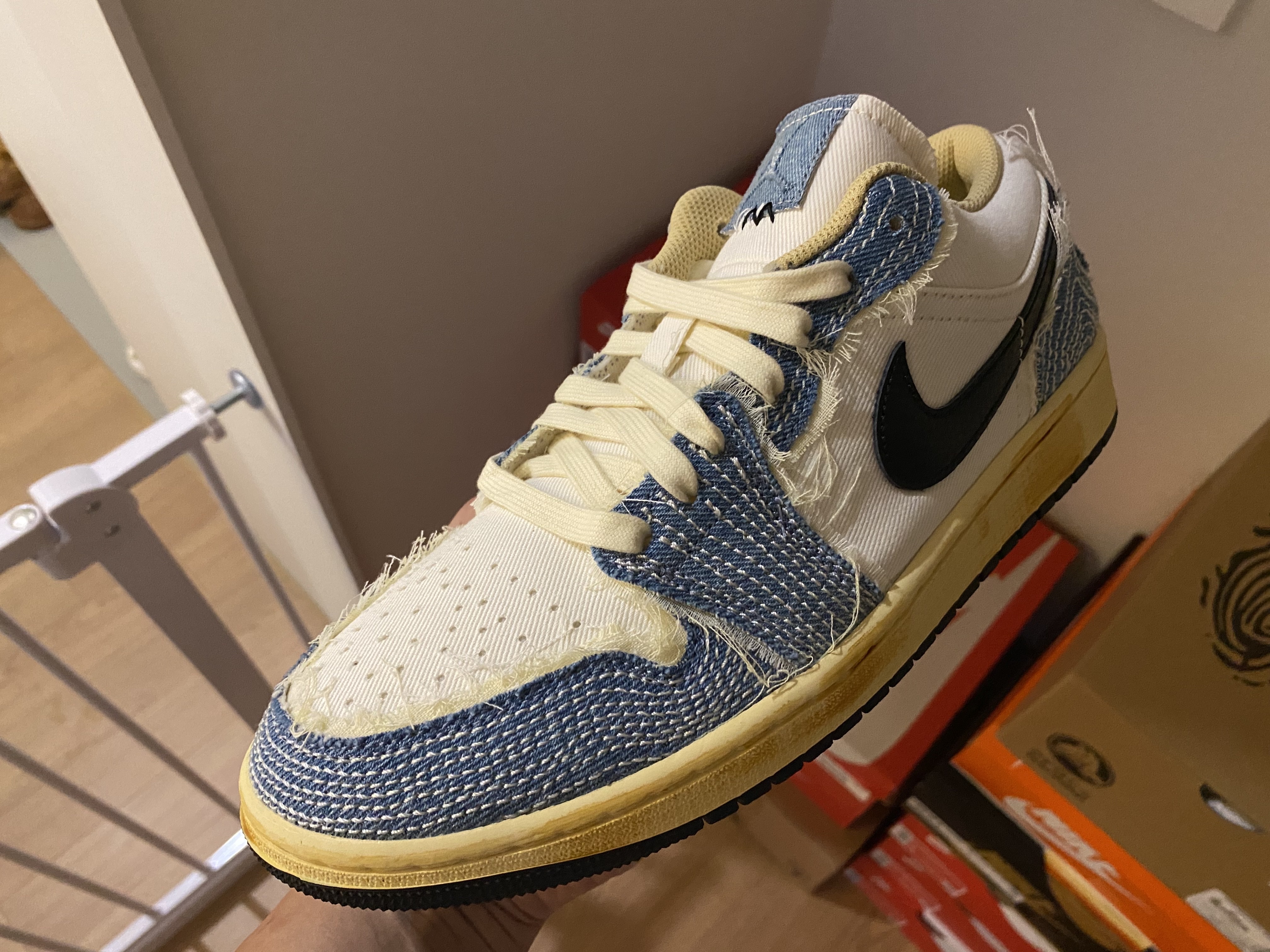 Jordan 1 Low World Make Japan 착용 스타일