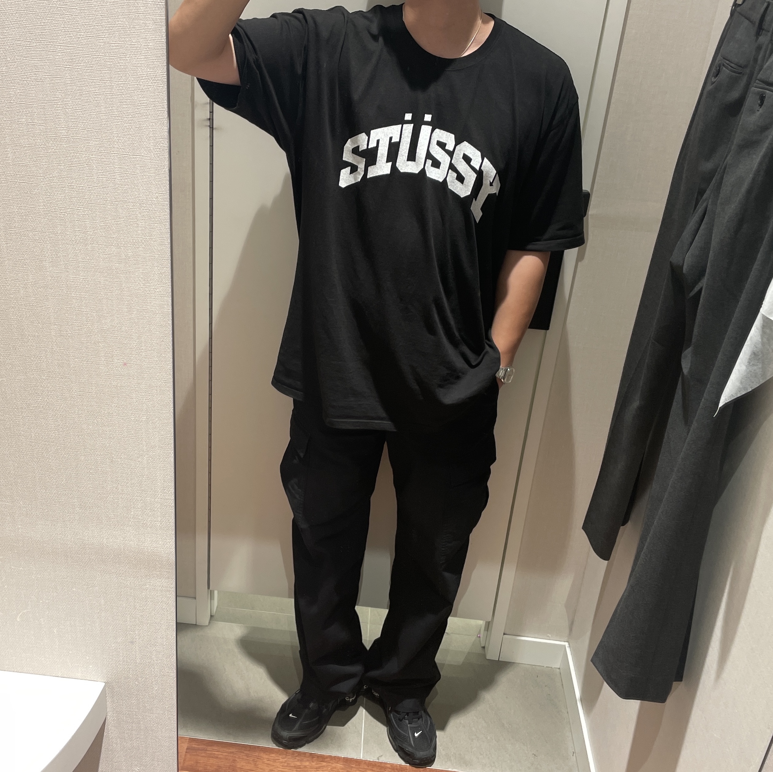 Stussy Block Sport Pigment Dyed T-Shirt Black, Nike x Supreme Shox Ride 2 SP Black 착용 스타일 - 1