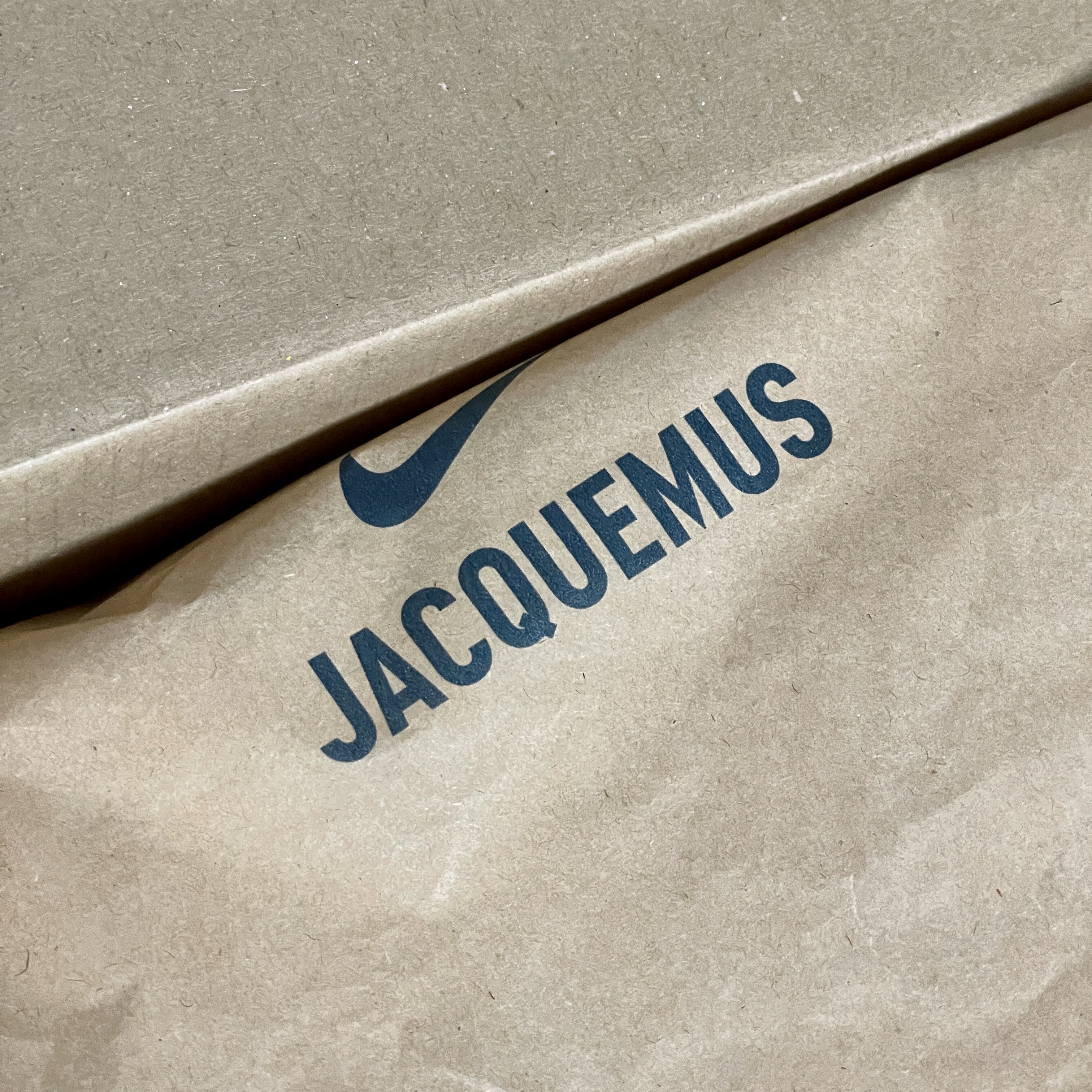 Nike x Jacquemus J Force 1 Low LX SP White 착용 스타일 - 2