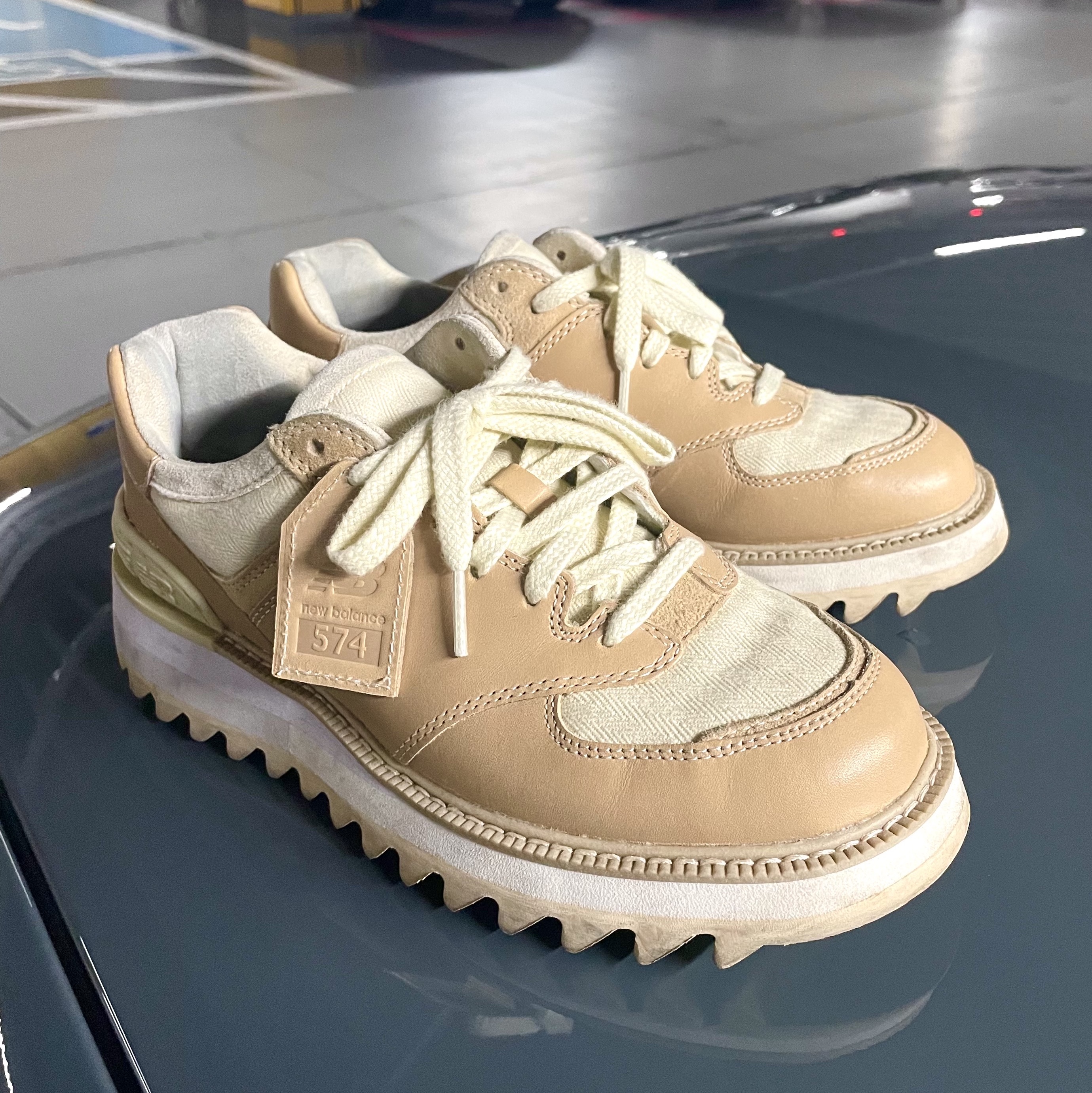 New Balance x Tokyo Design Studio 574 Vachetta Tan 착용 스타일