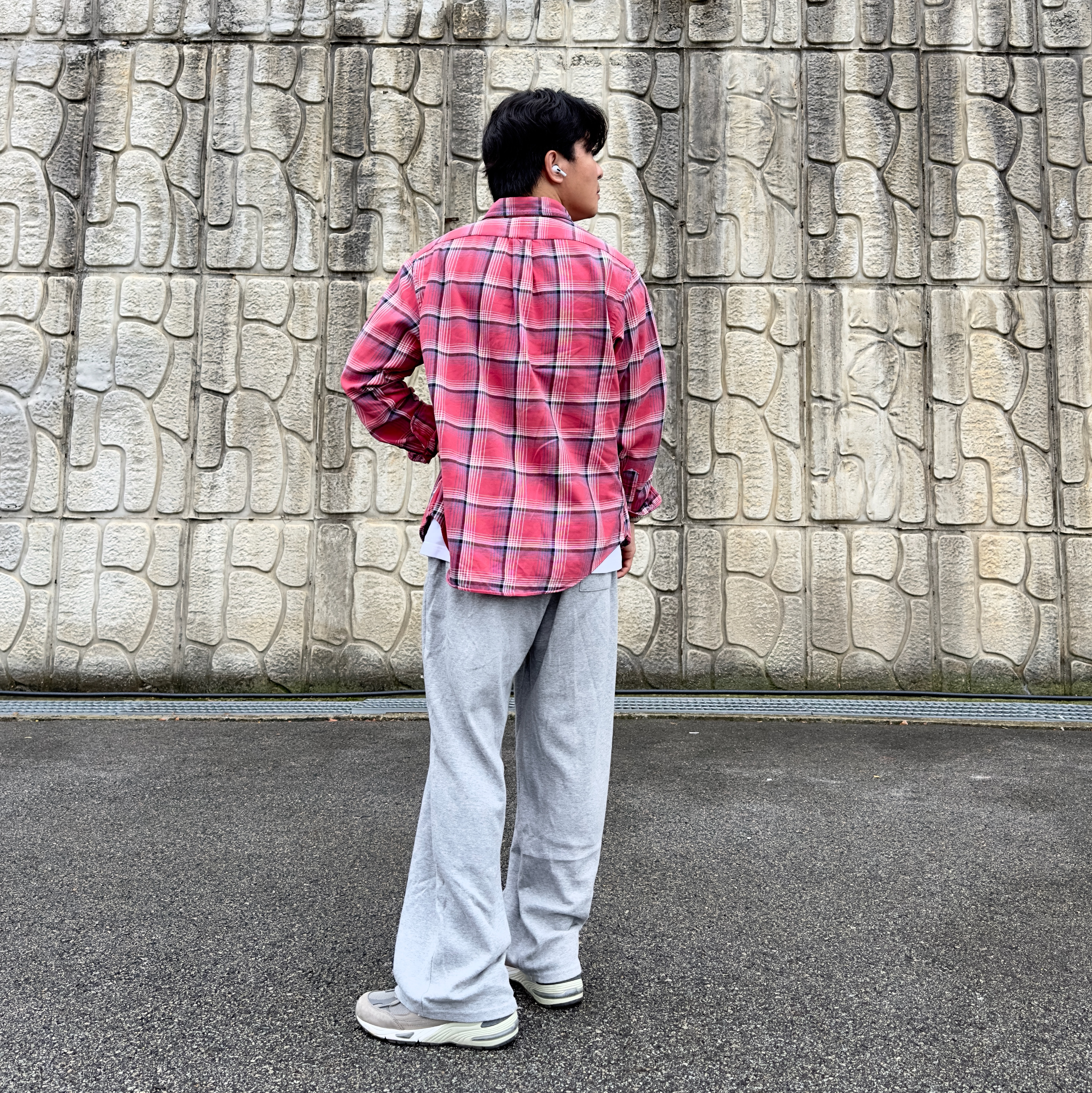 New Balance 991 Made in UK 40th Anniversary Grey 착용 스타일 - 2