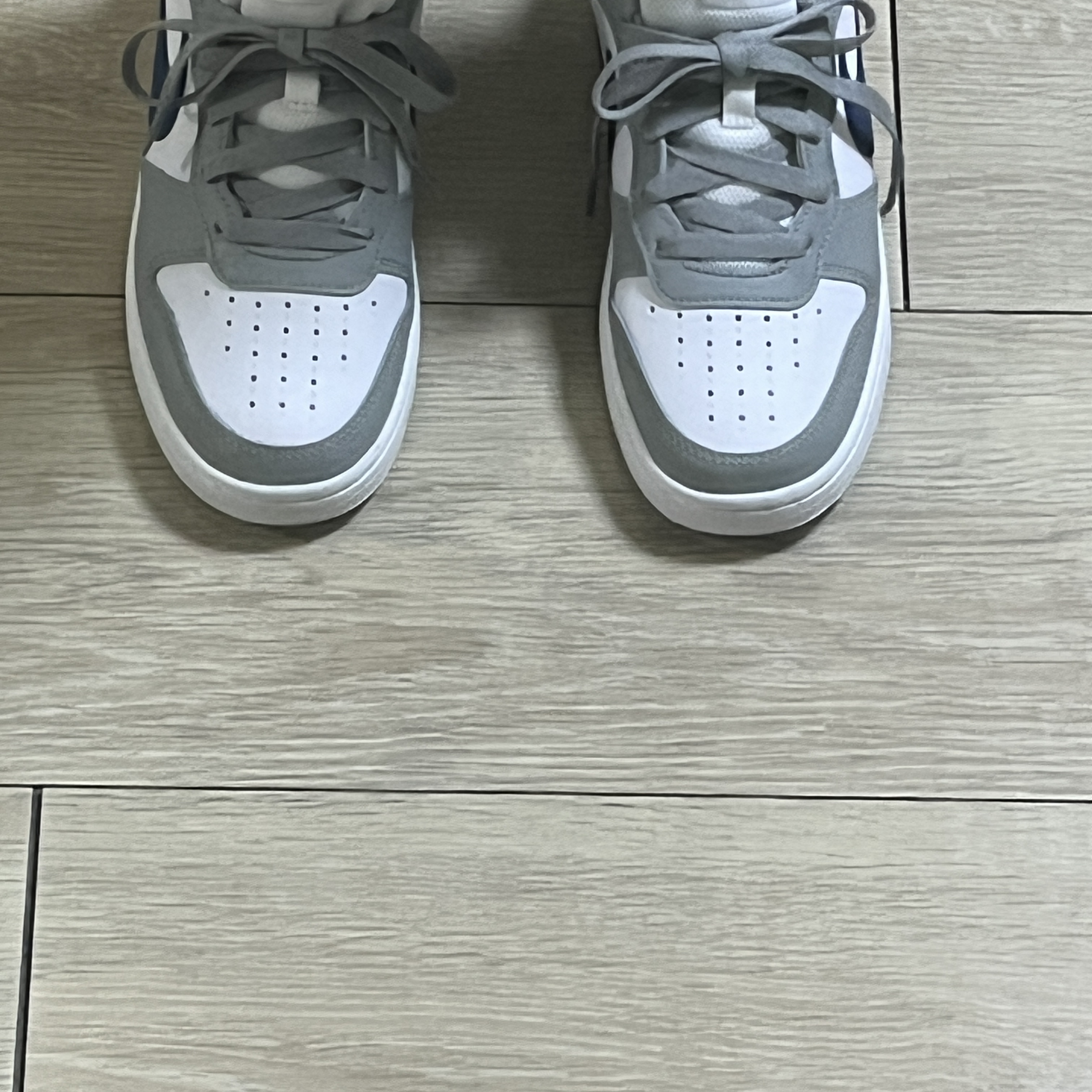 (GS) Nike Court Borough Low 2 Light Smoke Grey 착용 스타일 - 1