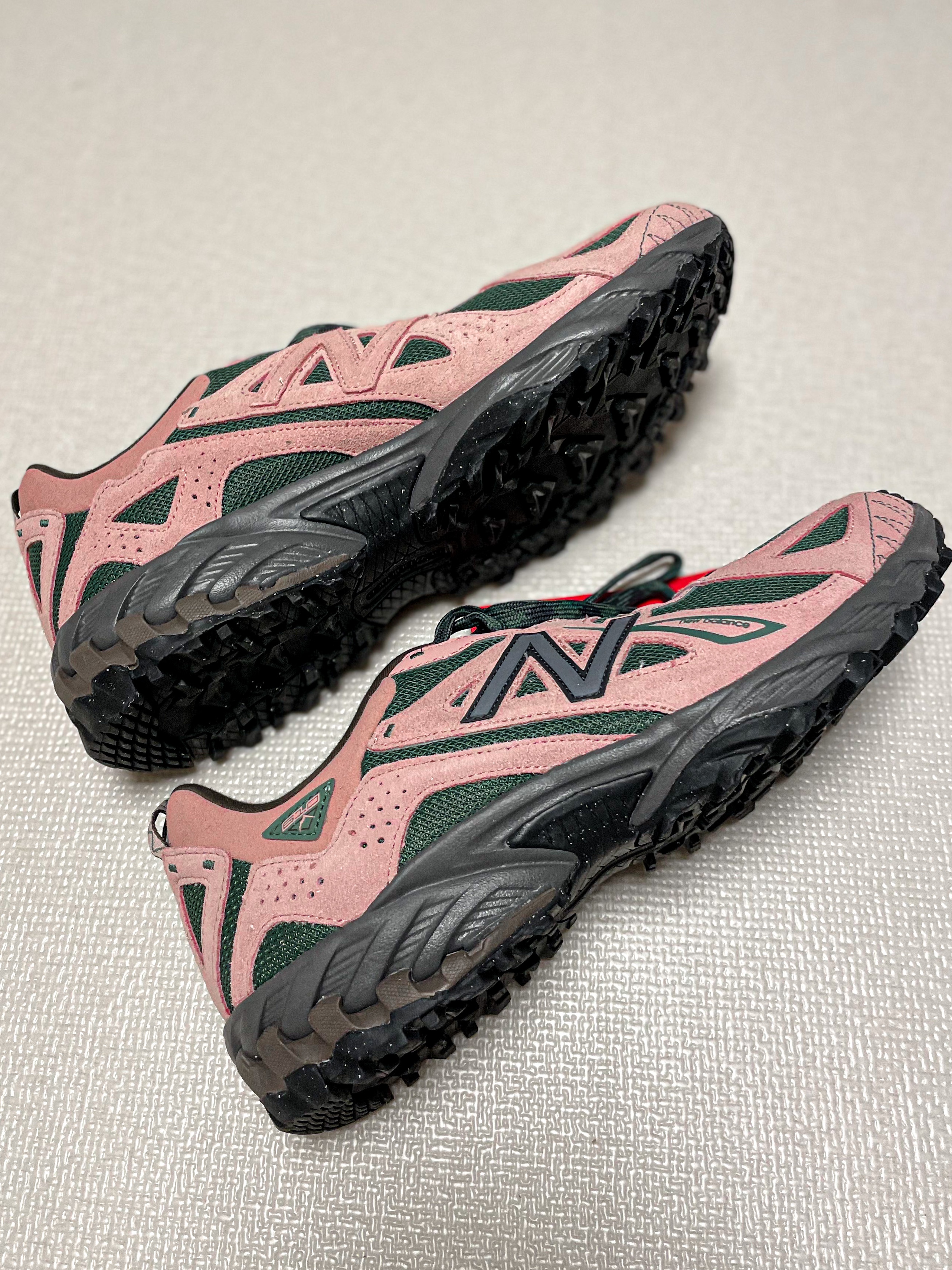 New Balance ML610T Pink Moon - D Standard 착용 스타일 - 2