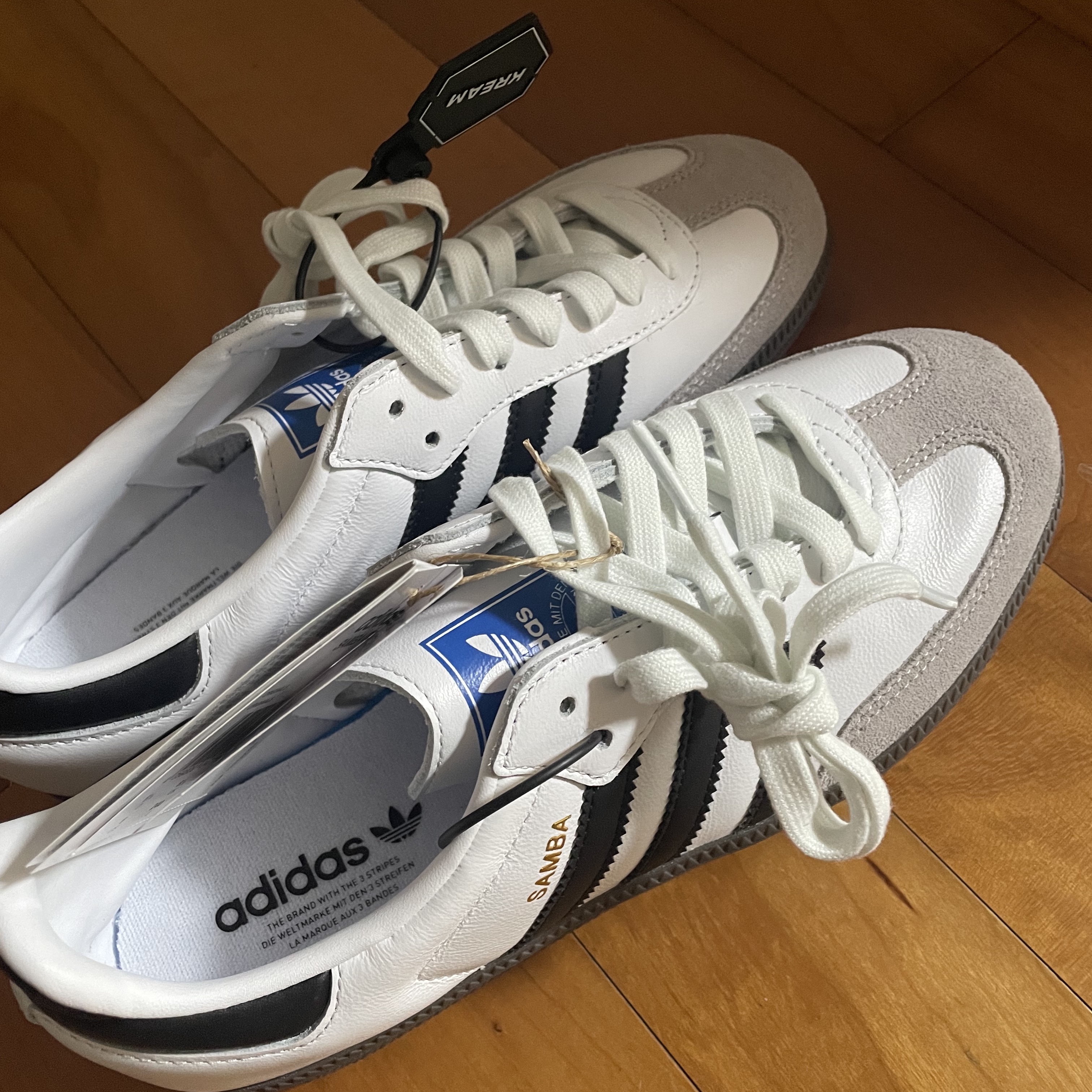 Adidas Samba OG Cloud White 착용 스타일