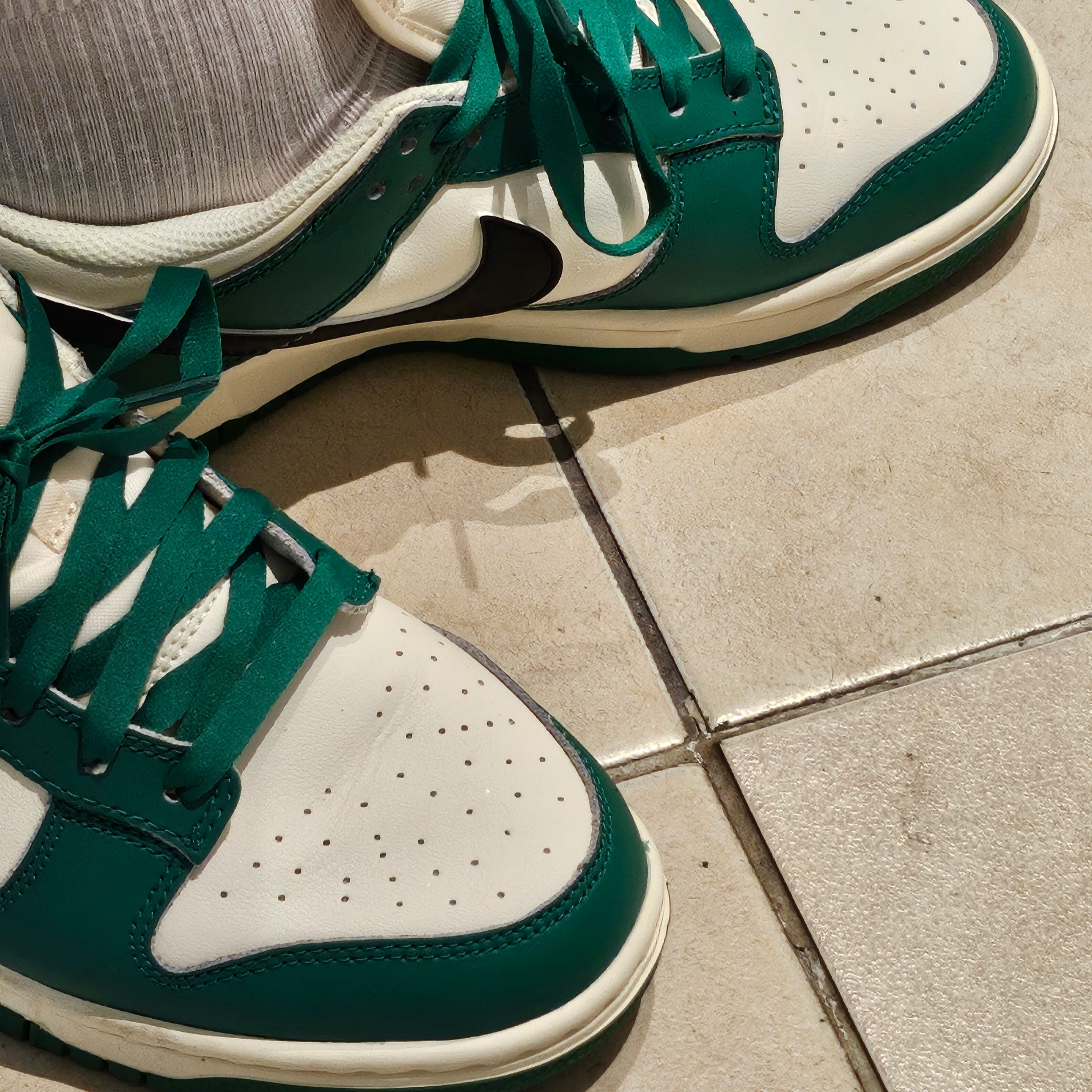 Nike Dunk Low Retro SE Jackpot Malachite 착용 스타일