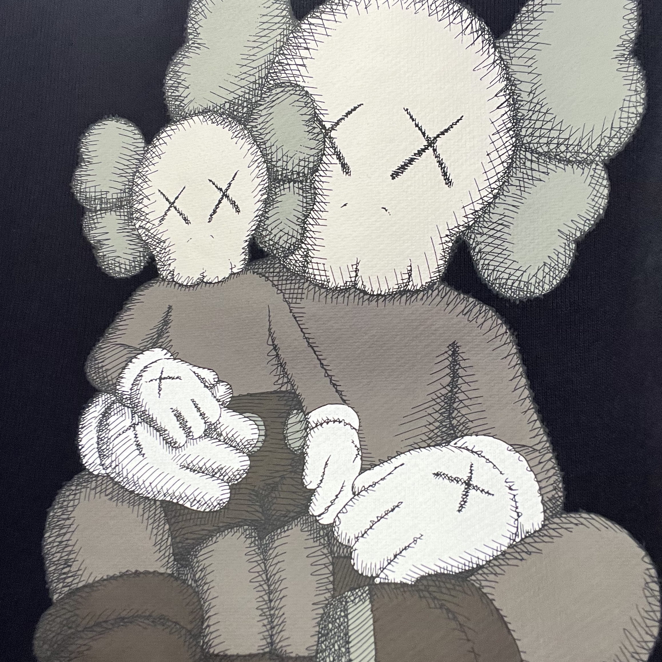 Uniqlo UT x Kaws Long Sleeve Sweatshirt Black 착용 스타일