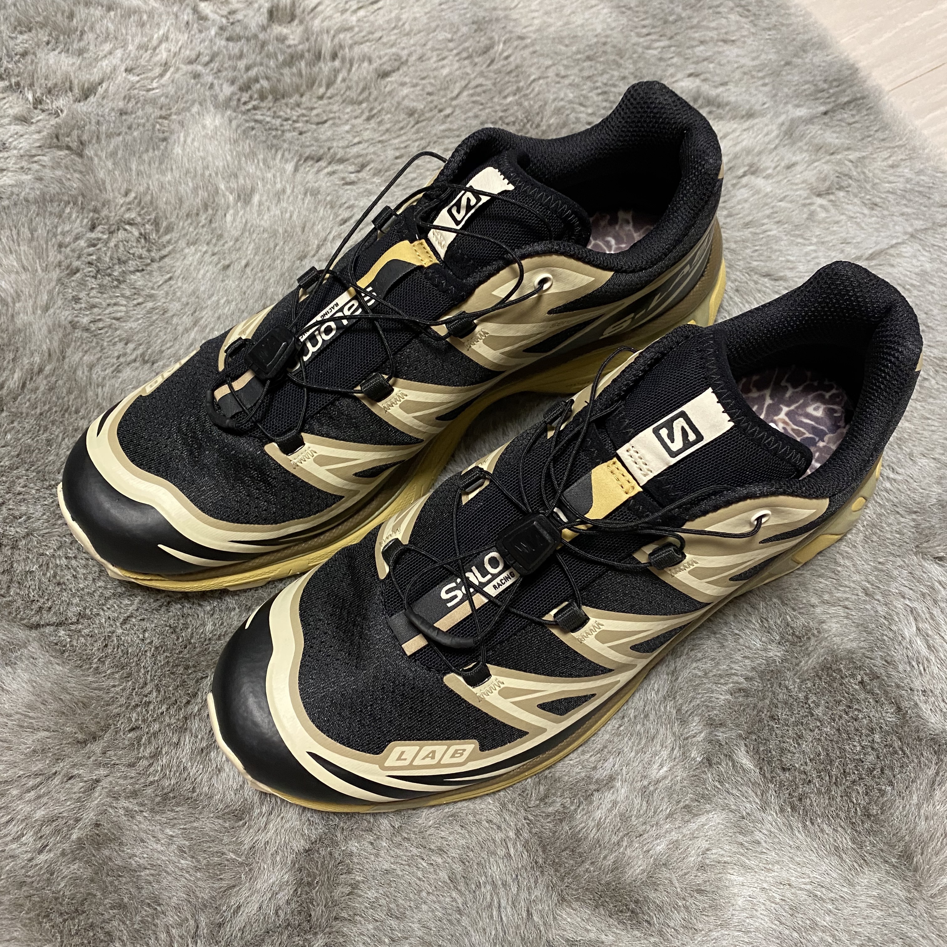 Salomon x END. XT-6 Dark Truffle 착용 스타일 - 1