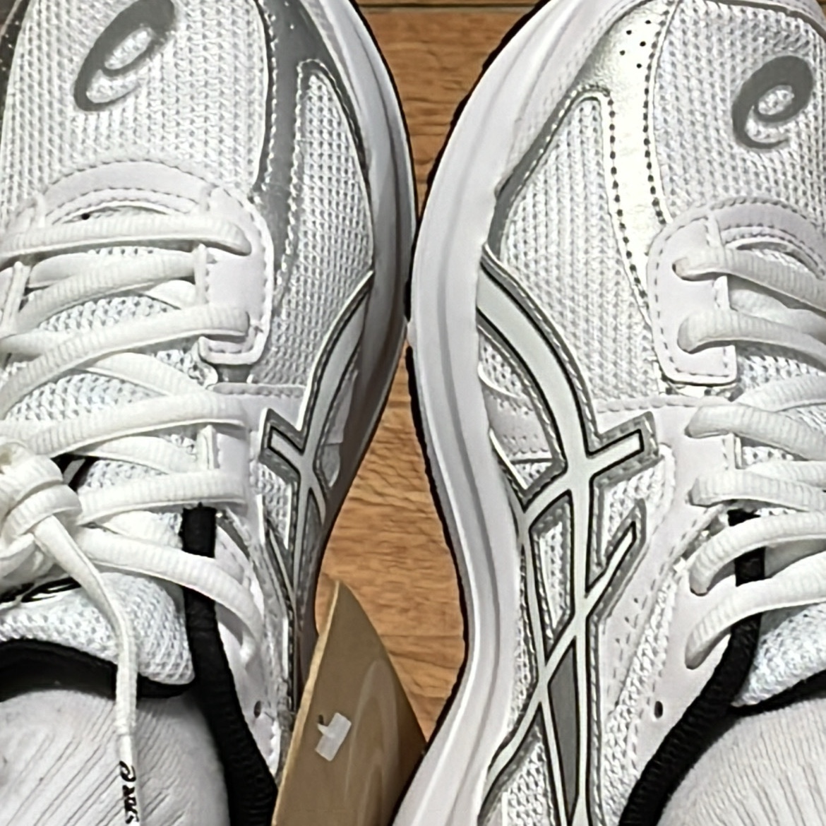 Asics Jog 100 S White - 2E Wide 착용 스타일