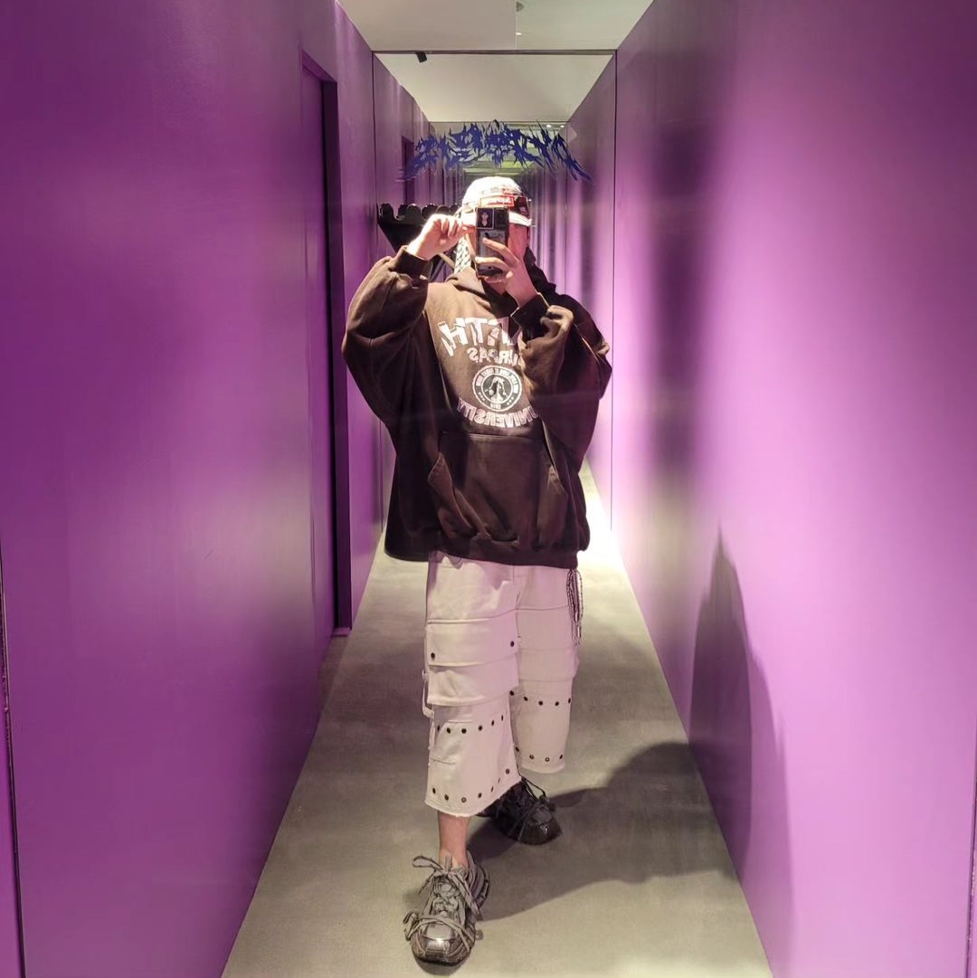Ourpas 075 Ivy League Hoodie Fade Brown, Ourpas 075 Ivy League Hoodie Washed Gray 착용 스타일