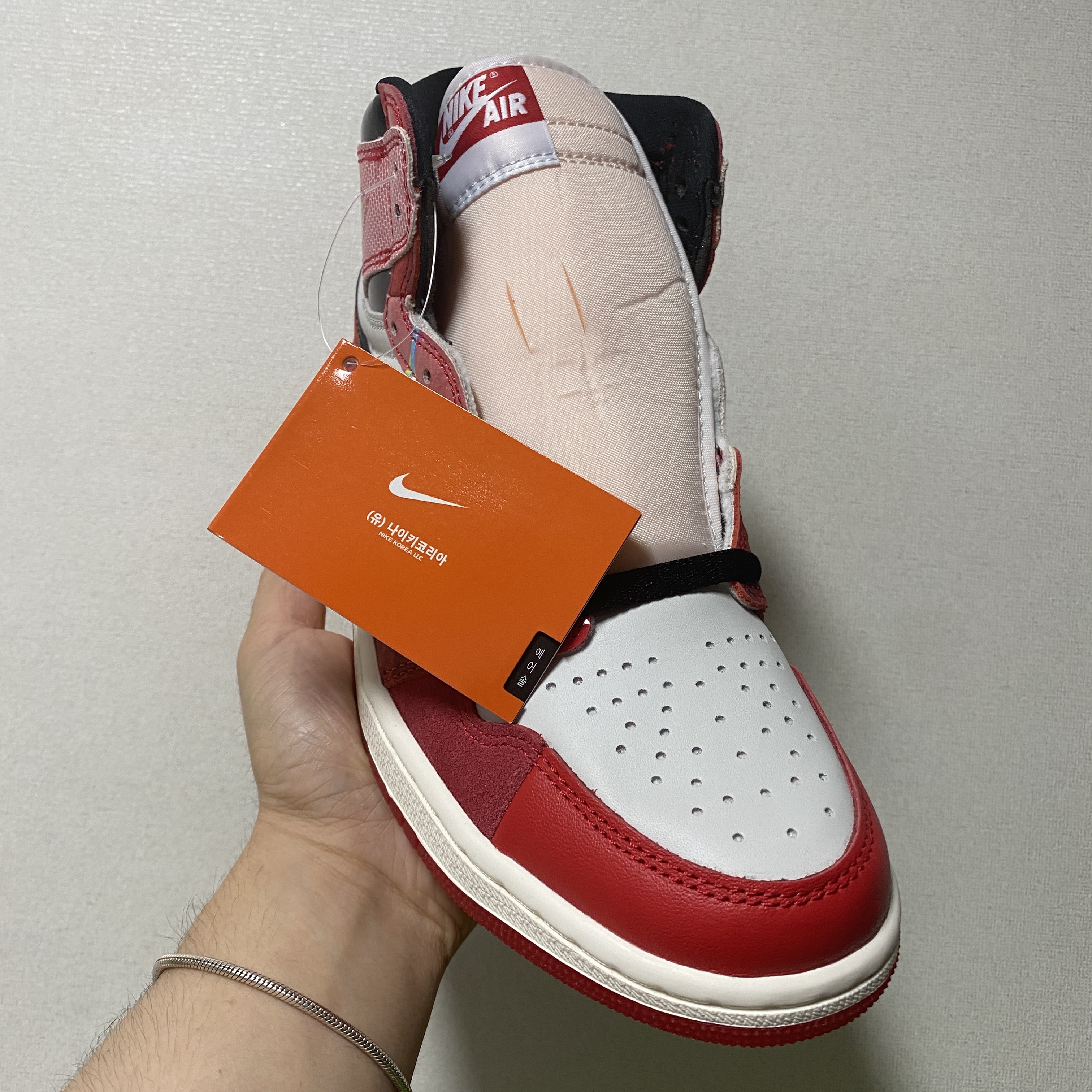 Jordan 1 Retro High Spider-Man Next Chapter 착용 스타일