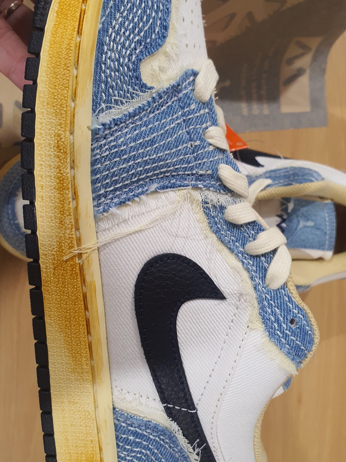 Jordan 1 Low World Make Japan 착용 스타일 - 2