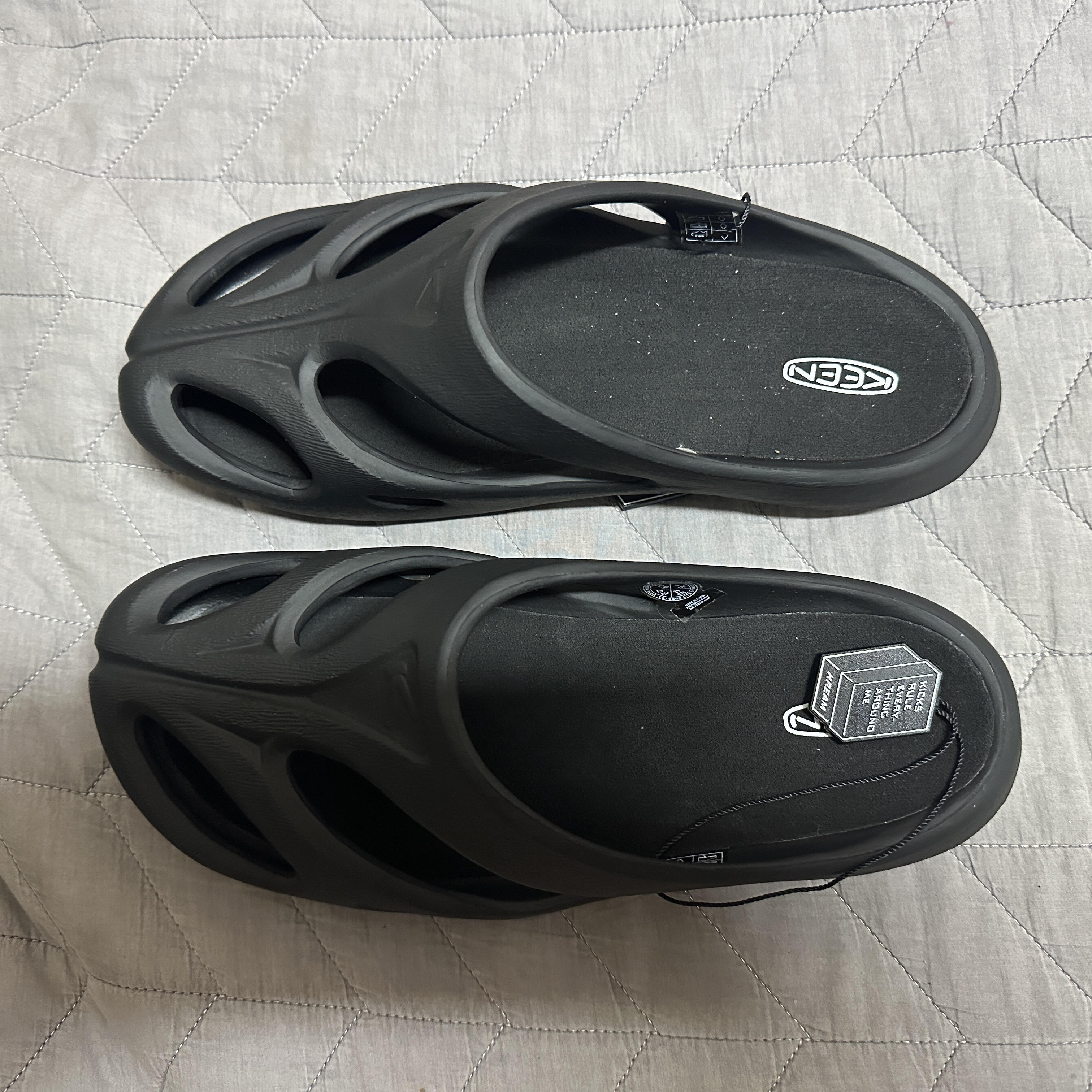 Keen Shanti Black Dawn Blue 착용 스타일