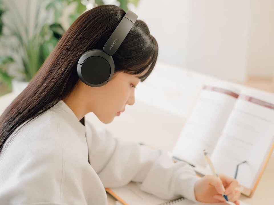 Sony WH-CH520 Black (Sony Korea Ver.) 착용 스타일
