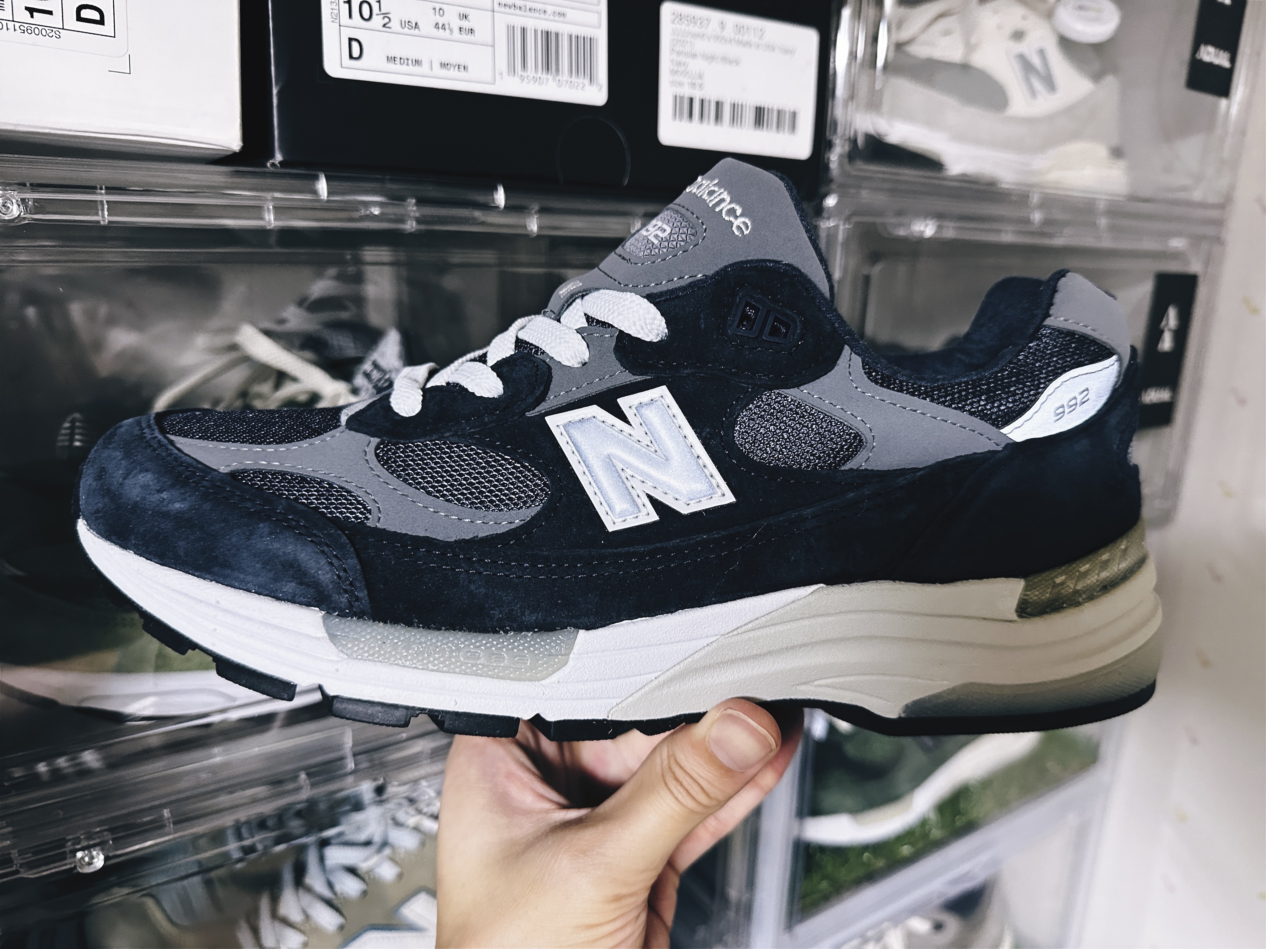 New Balance 992 Made in USA Navy 착용 스타일 - 2