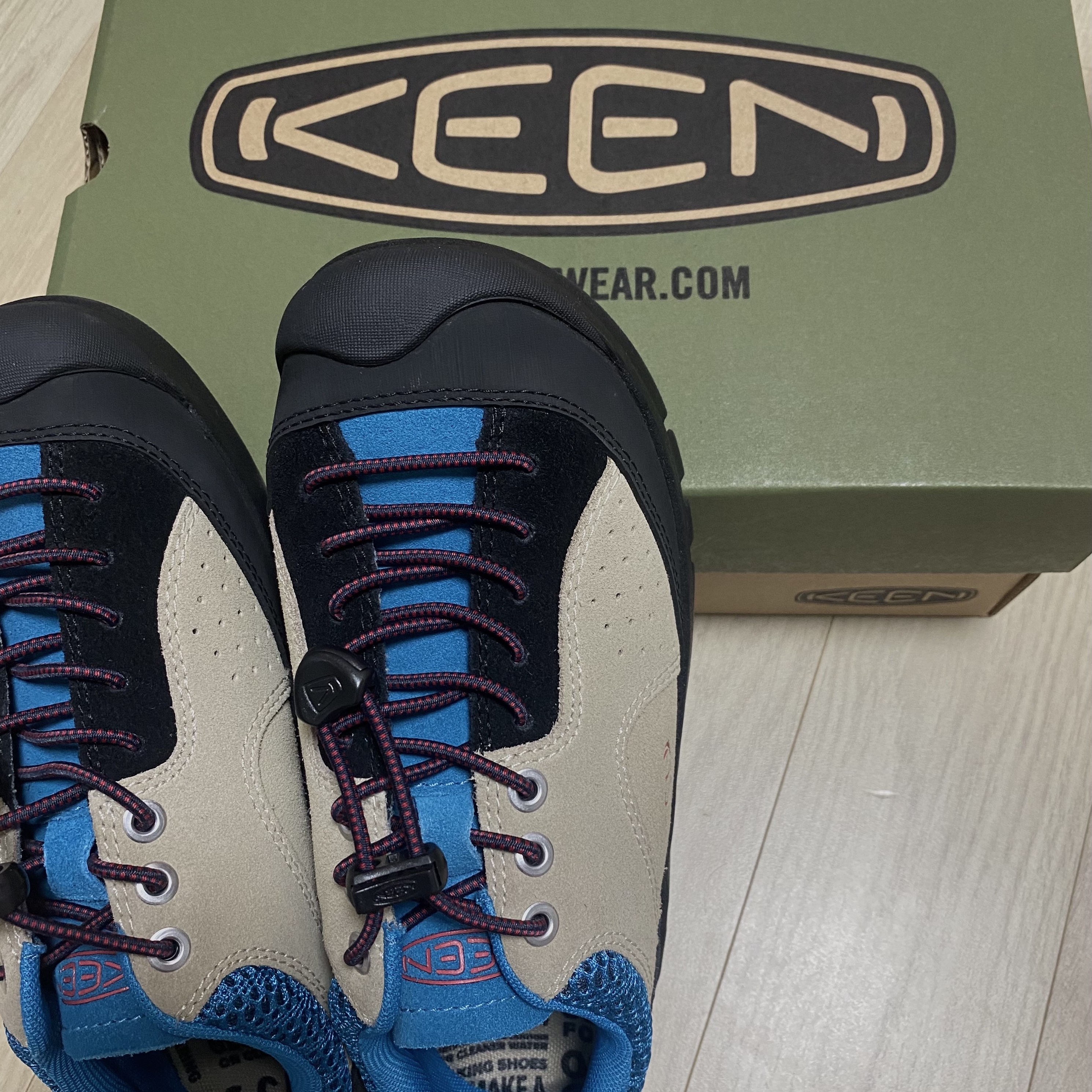 (W) Keen Jasper Rocks SP Sneakers Beige, Keen Jasper Rocks SP Sneakers Beige 착용 스타일 - 2