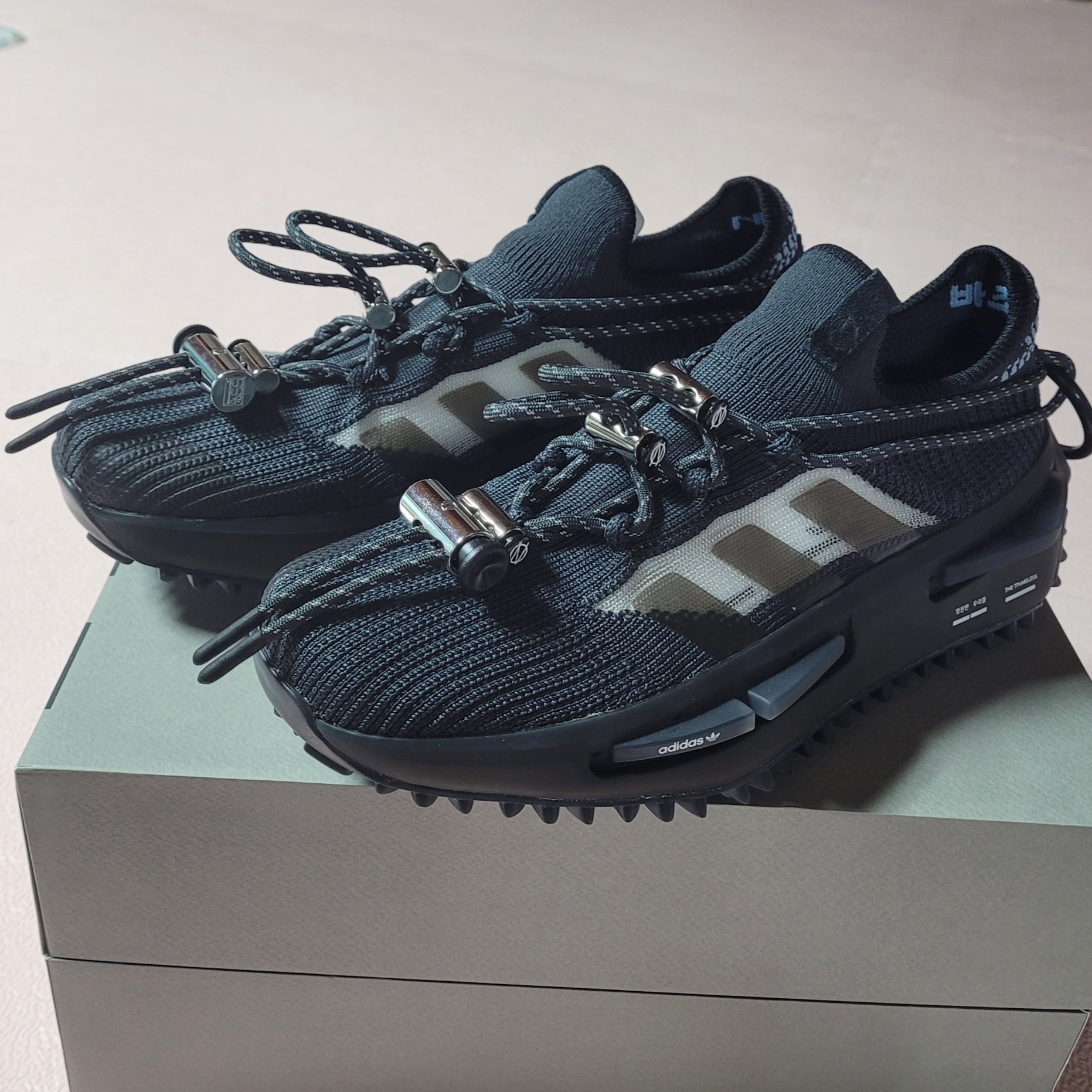 Adidas x Bajowoo NMD S1 Carbon Core Black 착용 스타일 - 1