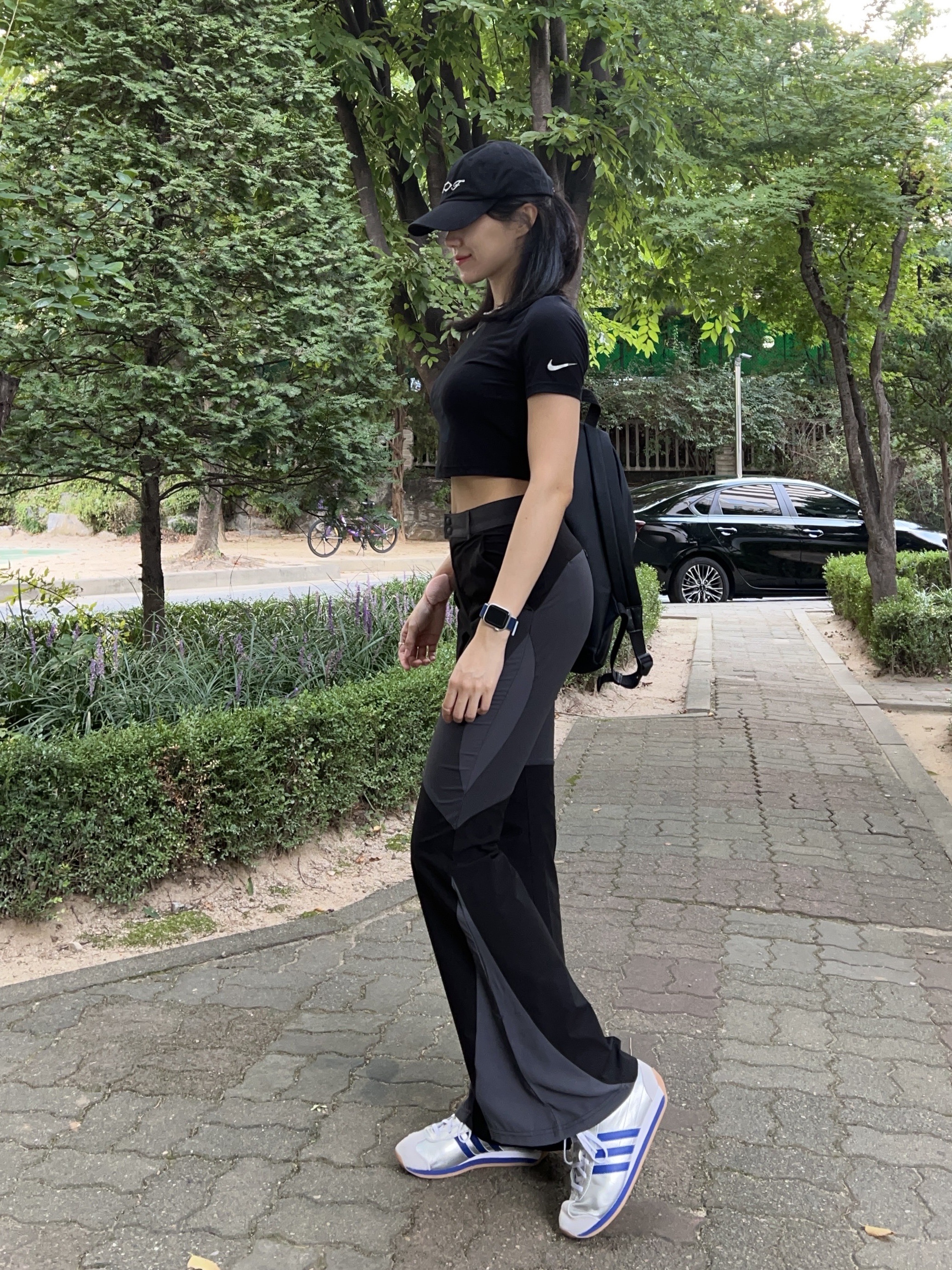 Mischief String Ball Cap Black, Art of Field Bootscut Long Pants Black 착용 스타일 - 2