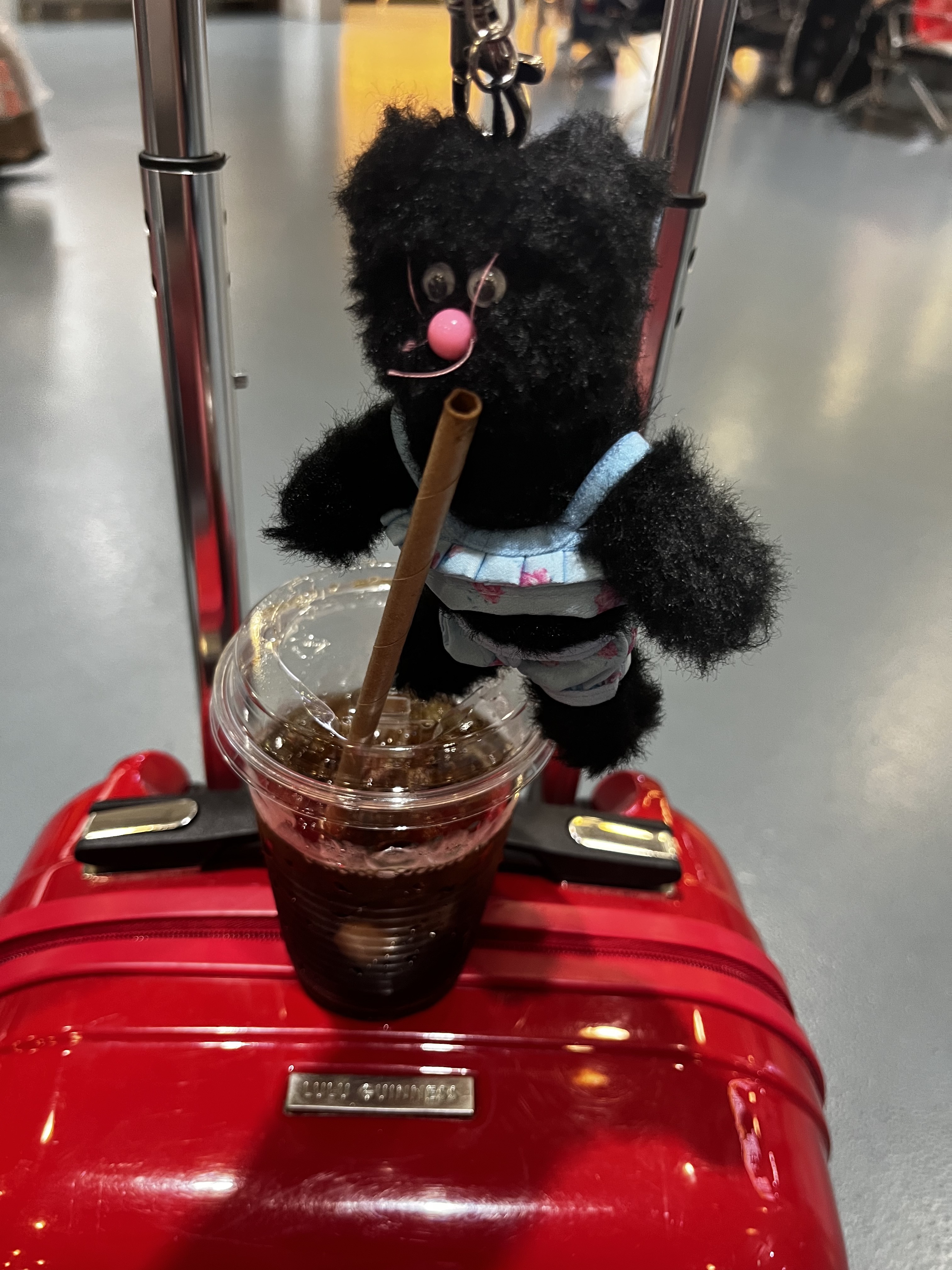 Adidas Yeezy Slide Ochre, STU x Monamhee Stu 착용 스타일 - 2