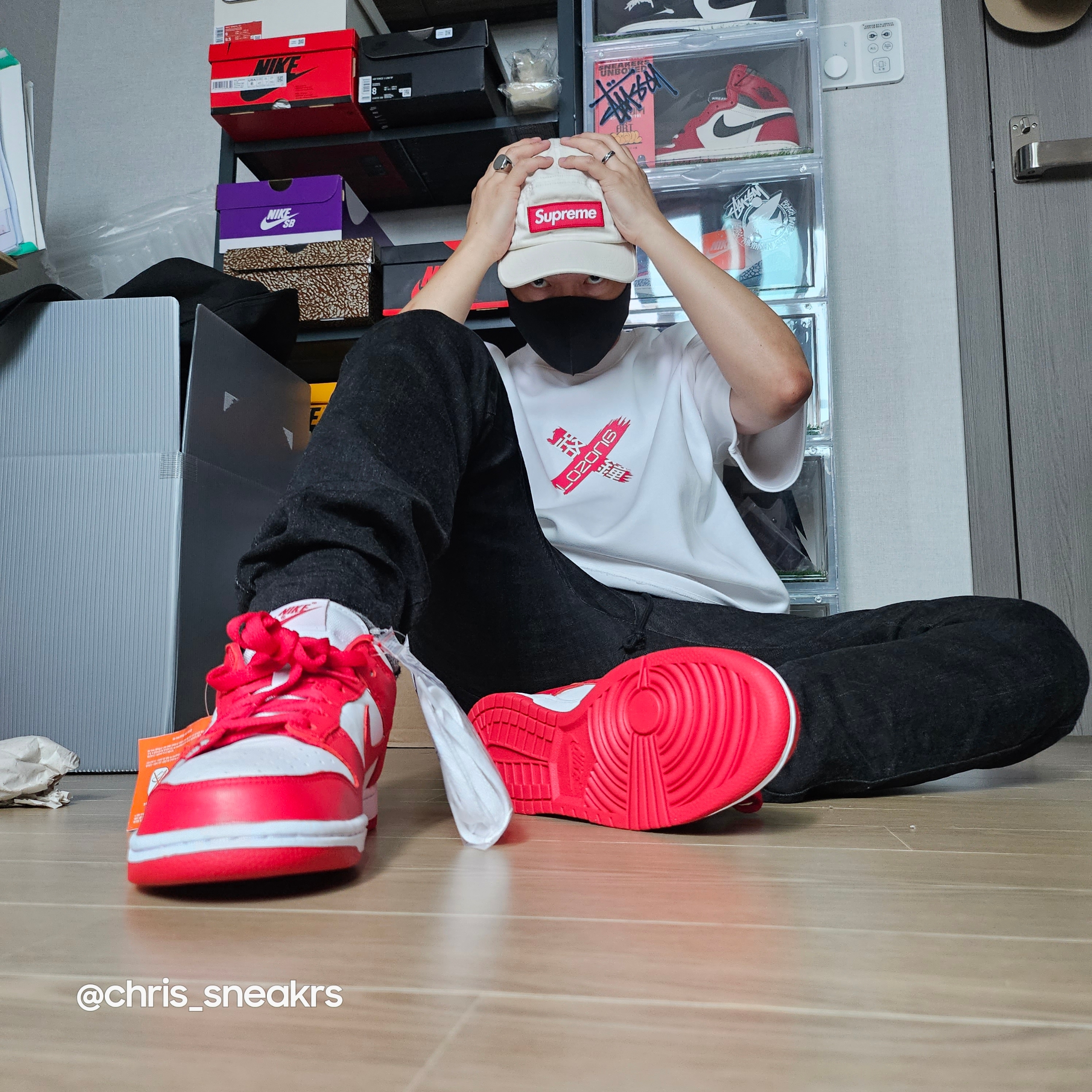 Nike Dunk Low SP White and University Red 2023, Supreme Military Camp Cap Stone - 22SS 착용 스타일 - 1