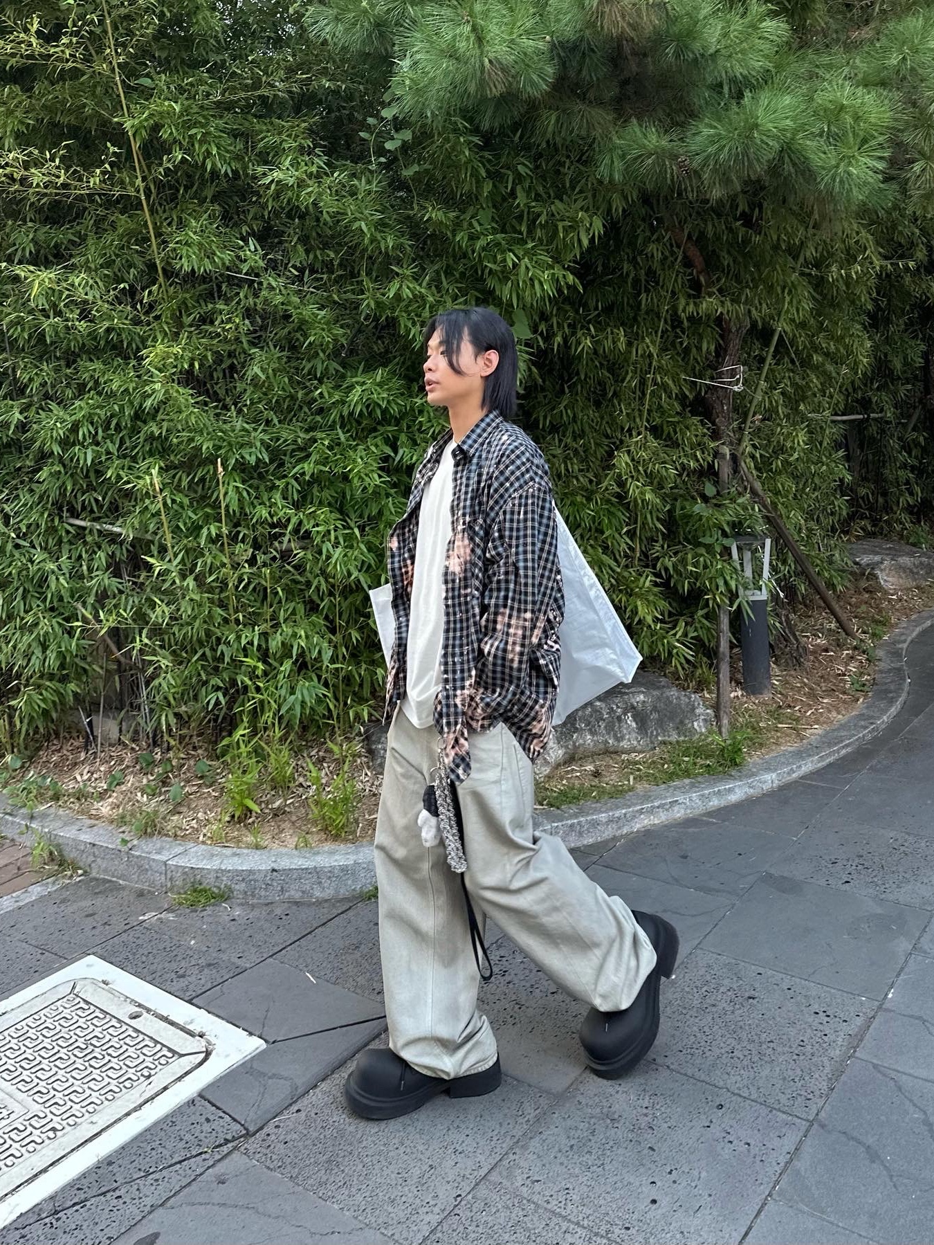 Balenciaga Steroid Derby Black 착용 스타일 - 3