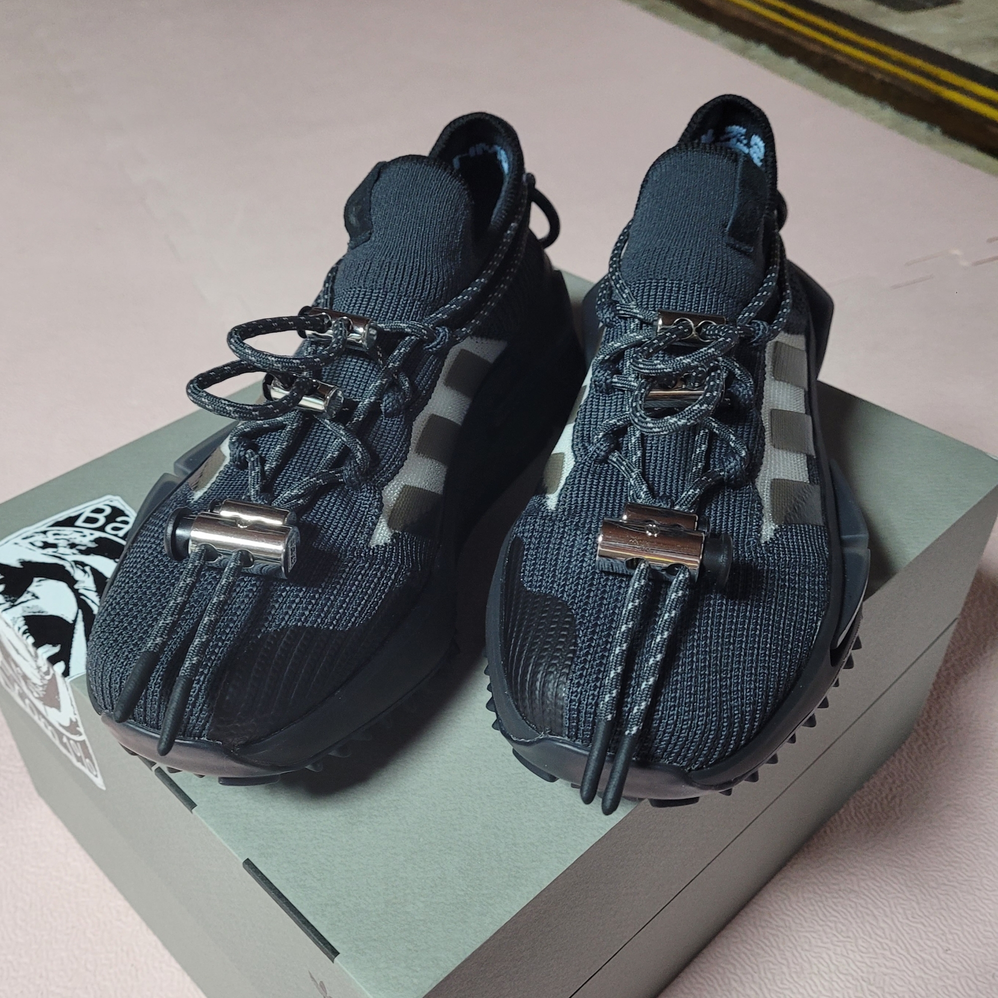 Adidas x Bajowoo NMD S1 Carbon Core Black 착용 스타일 - 2